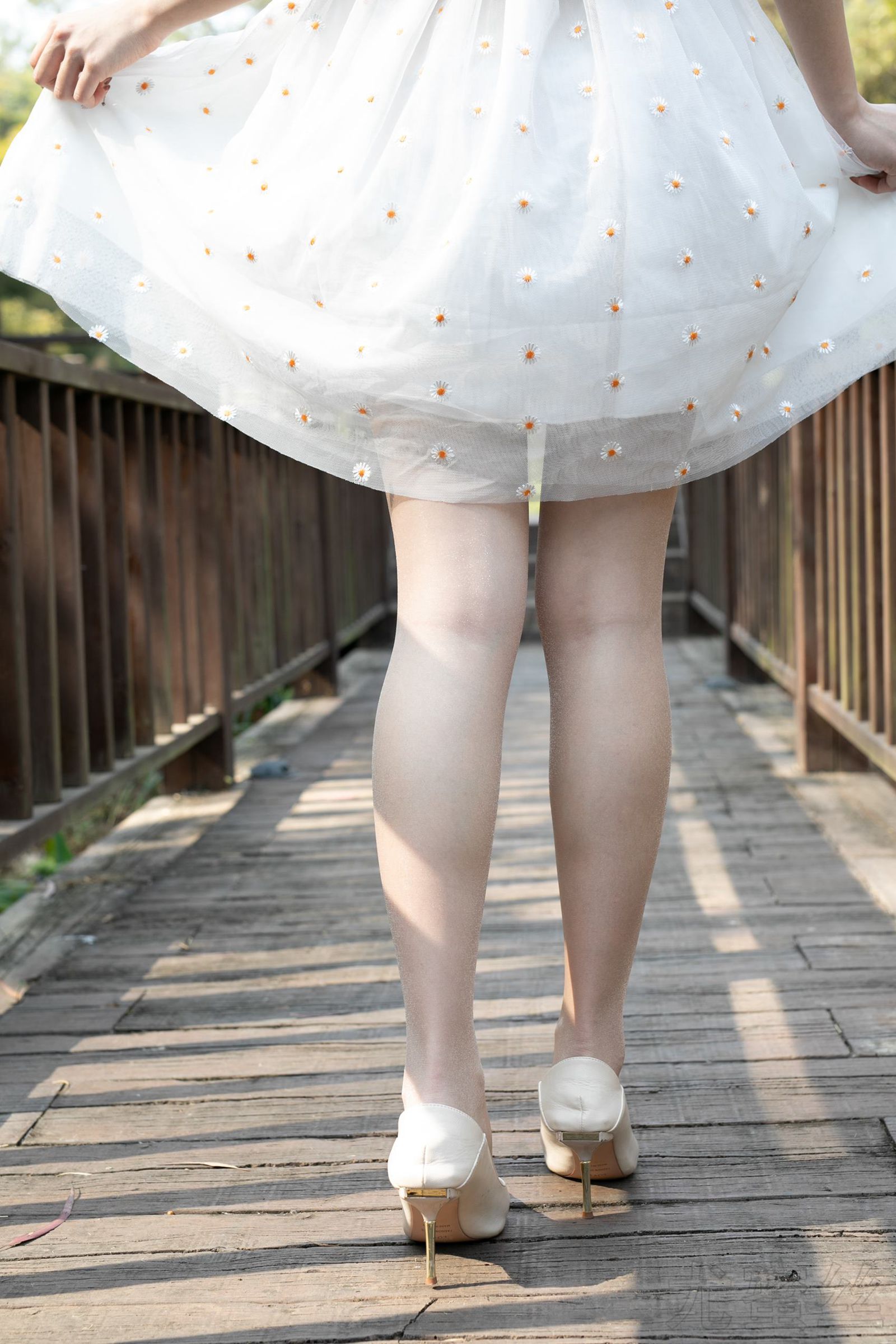 图片[16]-尤蜜丝  穿搭推广展示图集 青春的气息 [60P] – 速更版-美库