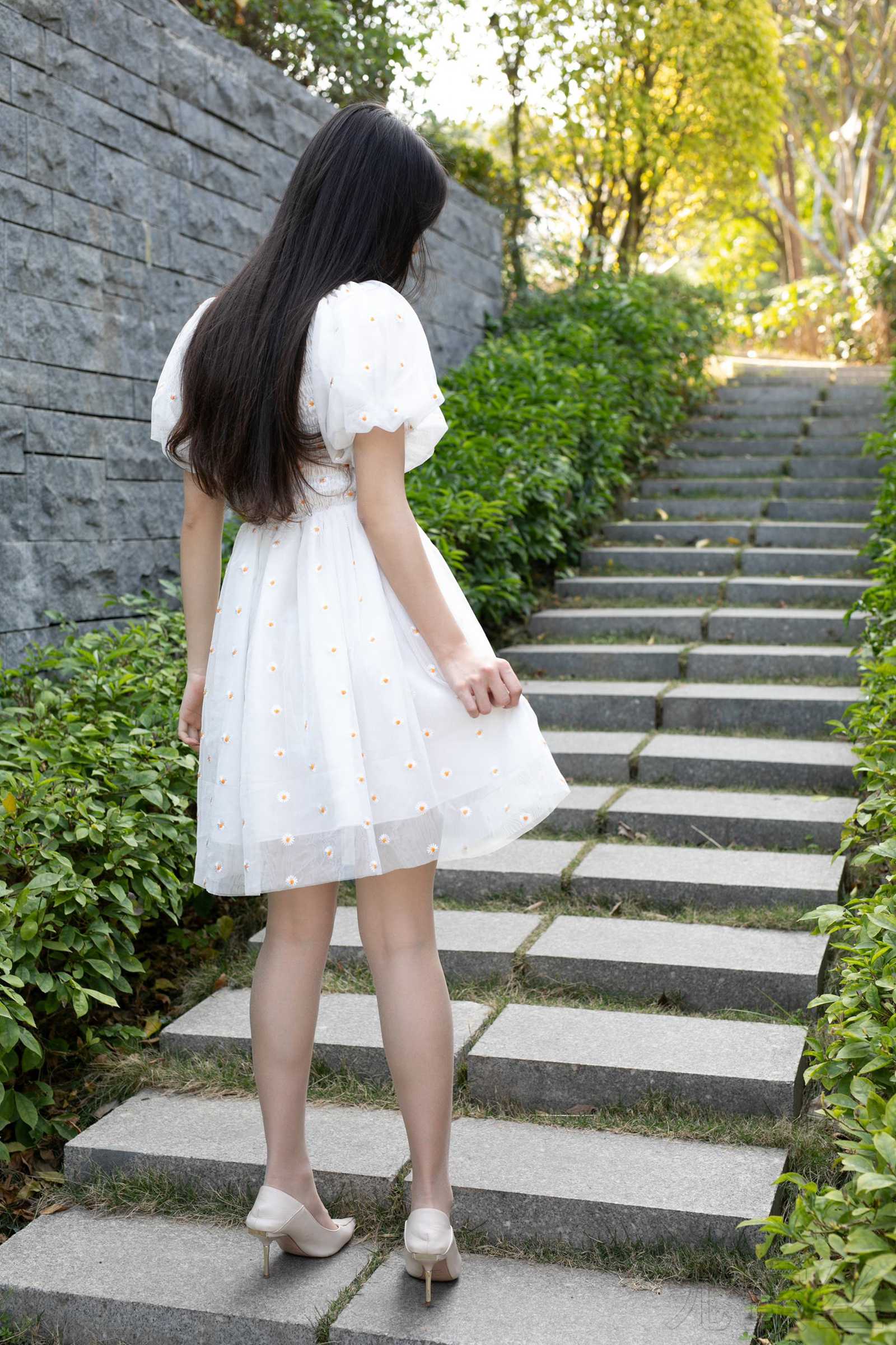 图片[54]-尤蜜丝  穿搭推广展示图集 青春的气息 [60P] – 速更版-美库