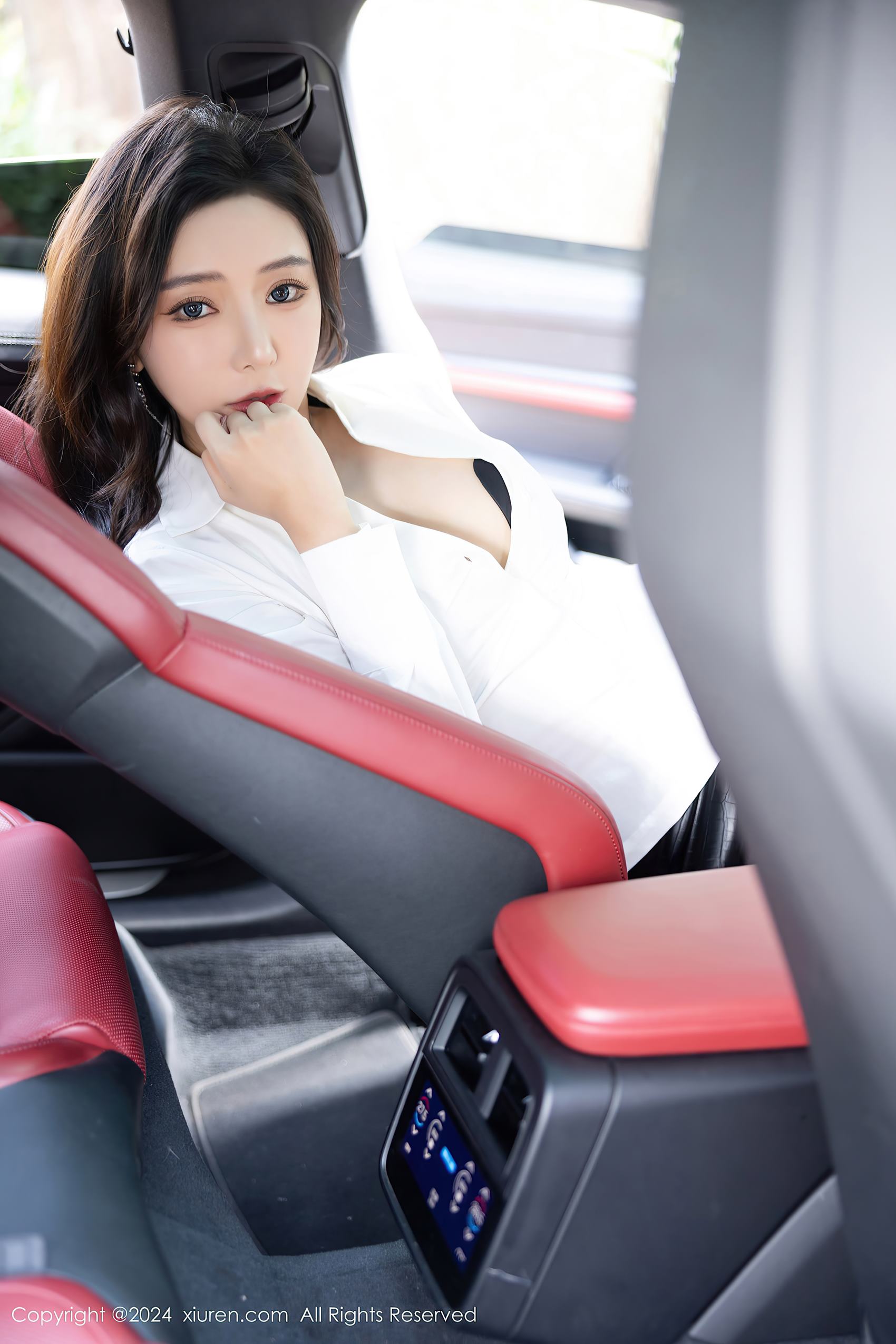 图片[53]-[Xiuren秀人网]2024.03.29 NO.8314 王馨瑶yanni 你爱我像谁 [68+1P] – 速更版-美库