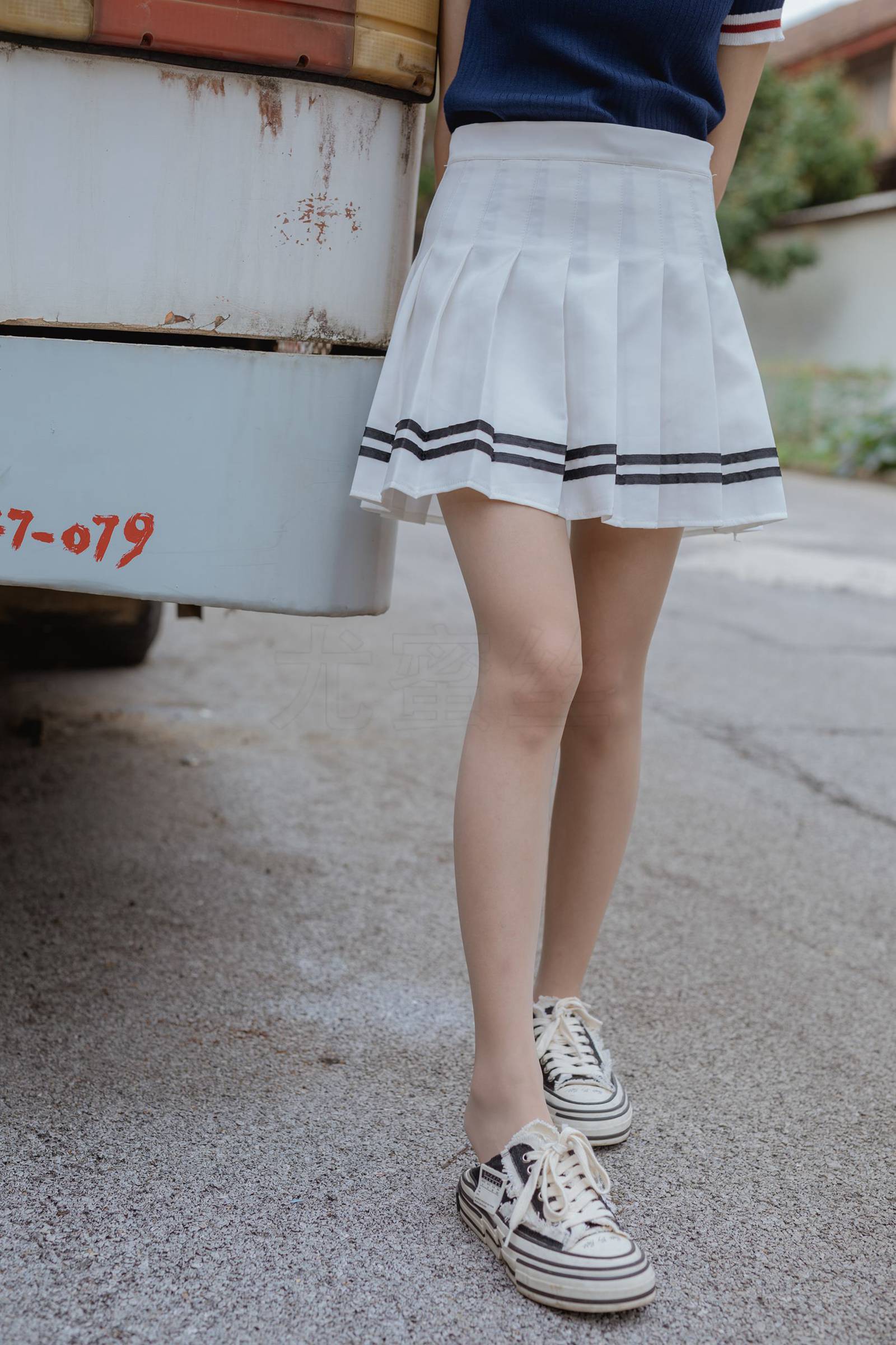 图片[15]-尤蜜丝 穿搭推广展示图集 绝对领域[51P] – 速更版-美库