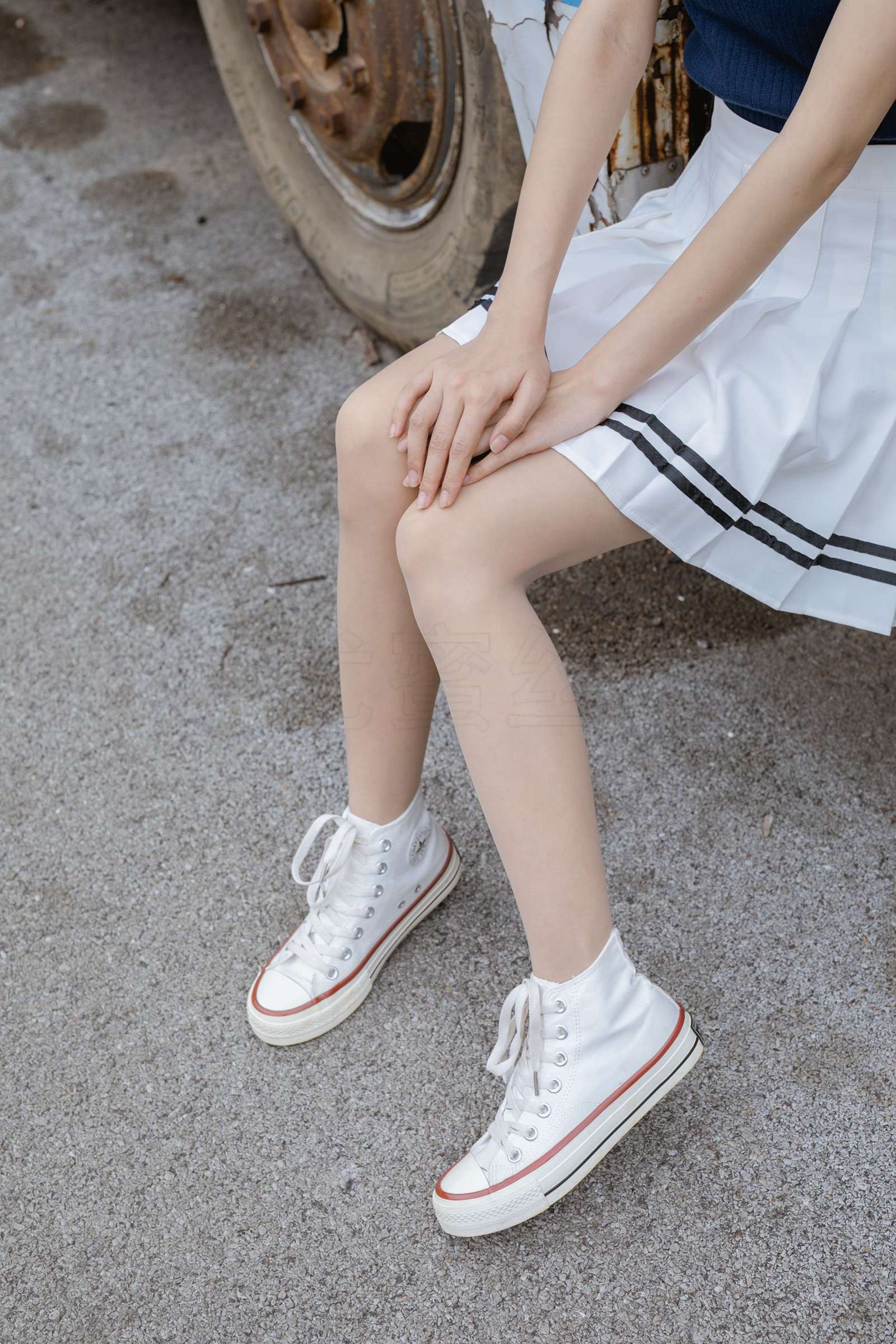 图片[31]-尤蜜丝 穿搭推广展示图集 绝对领域[51P] – 速更版-美库