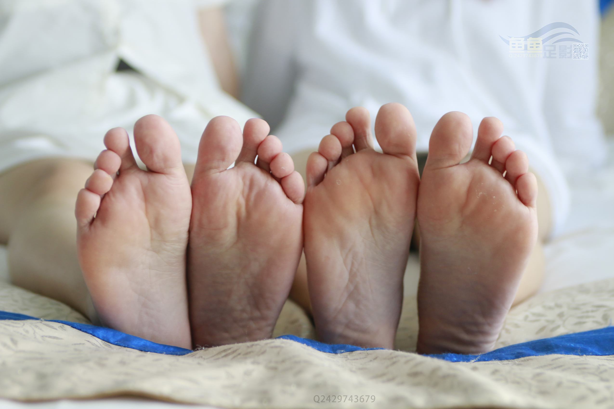 图片[35]-鱼鱼足影@080-第80期：双胞胎姐妹[74P] – 速更版-美库