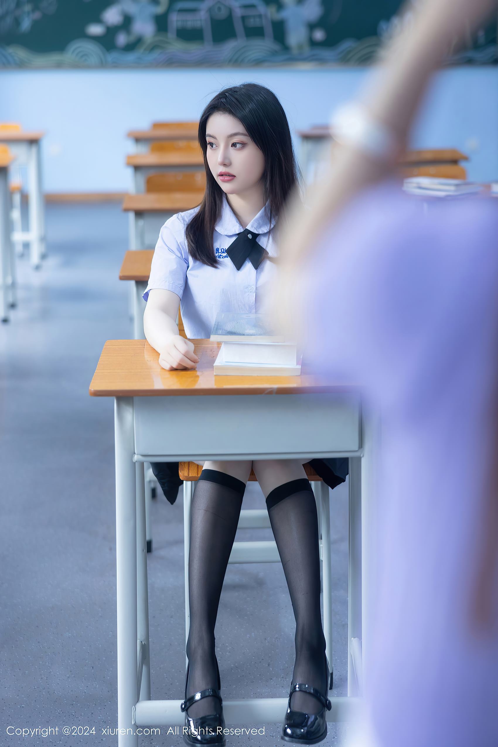 图片[17]-[Xiuren秀人网]2024.03.29 NO.8319 豆瓣酱 偷拍老师 [25+1P] – 速更版-美库