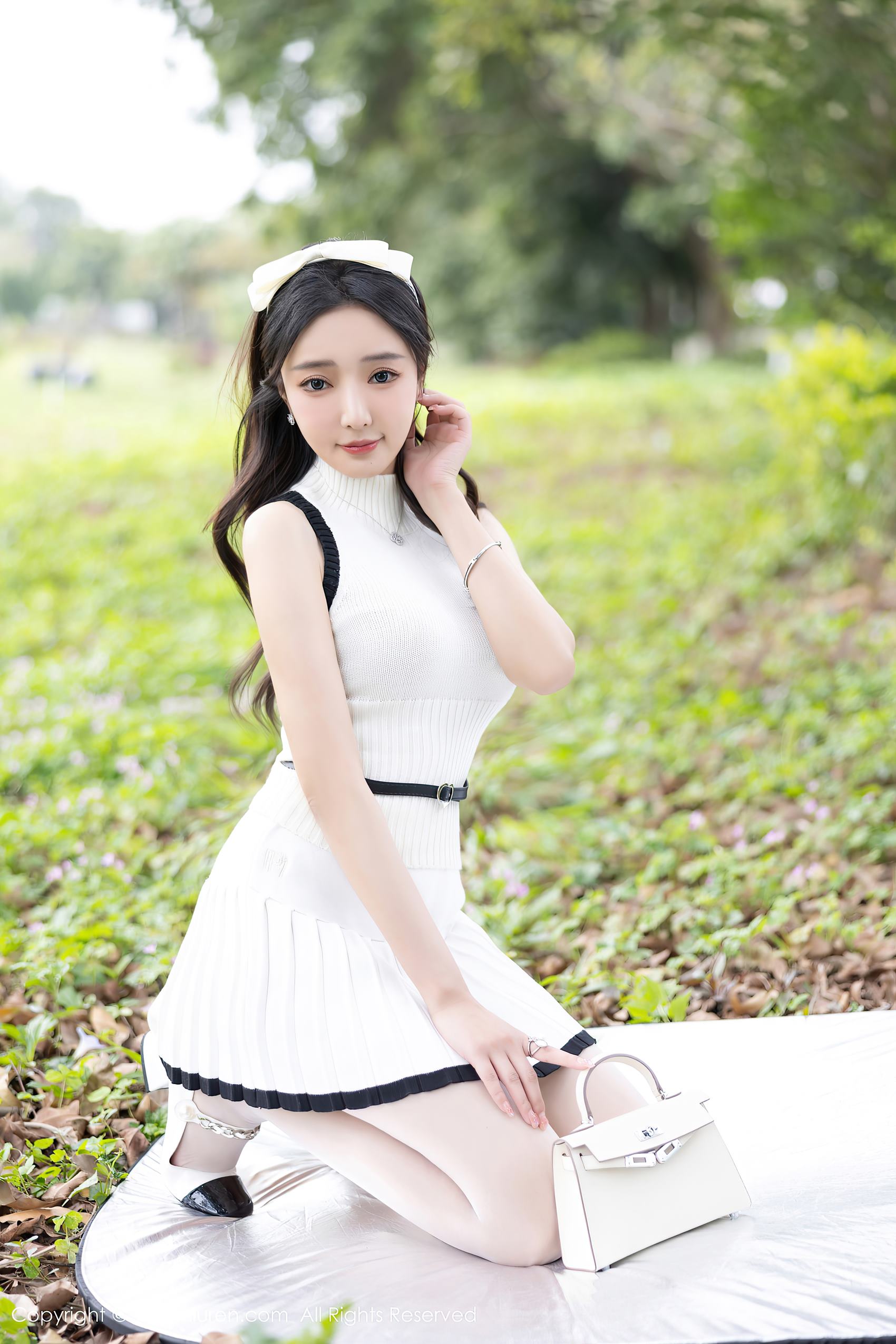 图片[12]-[Xiuren秀人网]2024.04.02 NO.8334 王馨瑶yanni 空气清新 [42+1P] – 速更版-美库