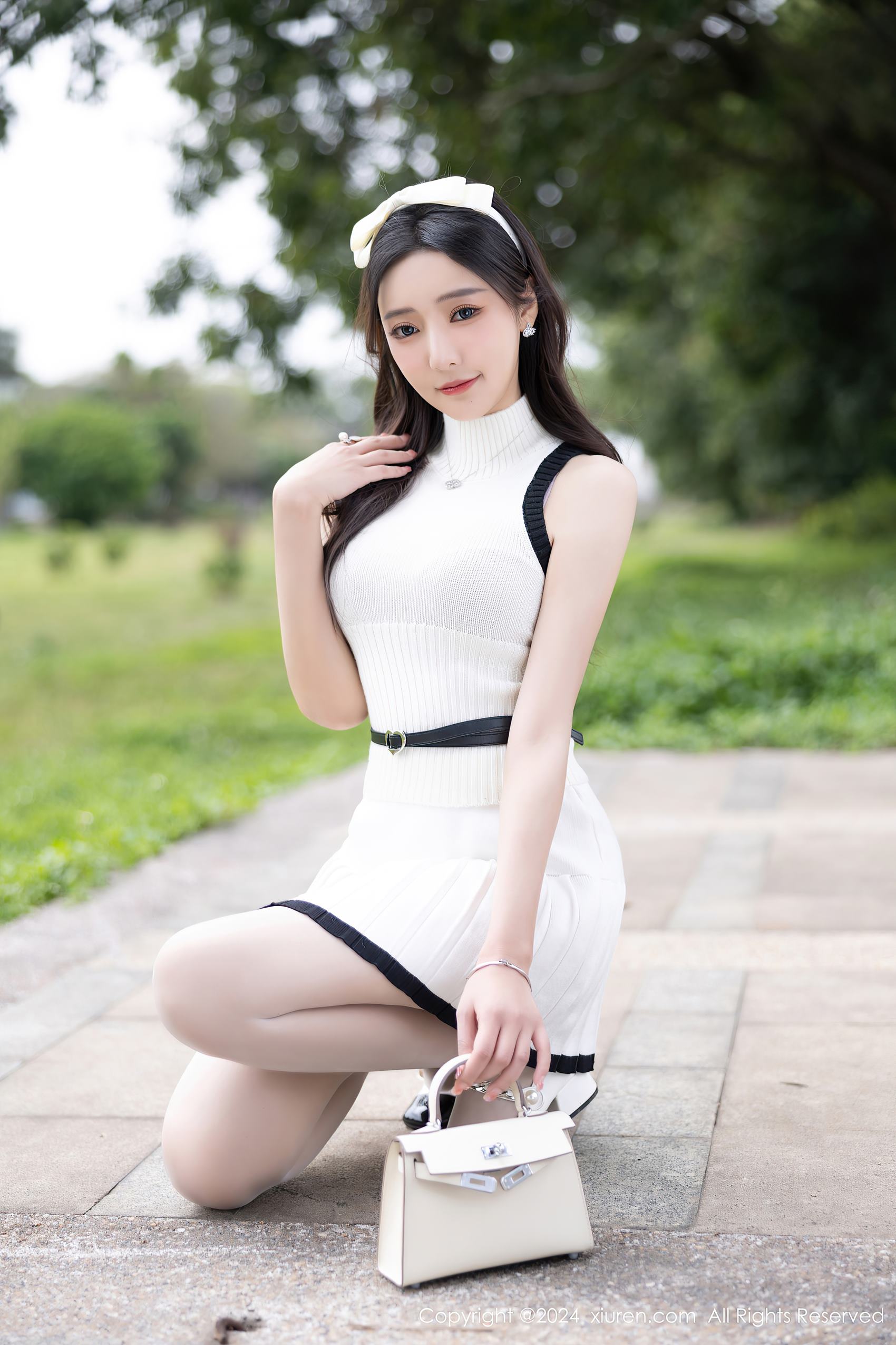 图片[14]-[Xiuren秀人网]2024.04.02 NO.8334 王馨瑶yanni 空气清新 [42+1P] – 速更版-美库