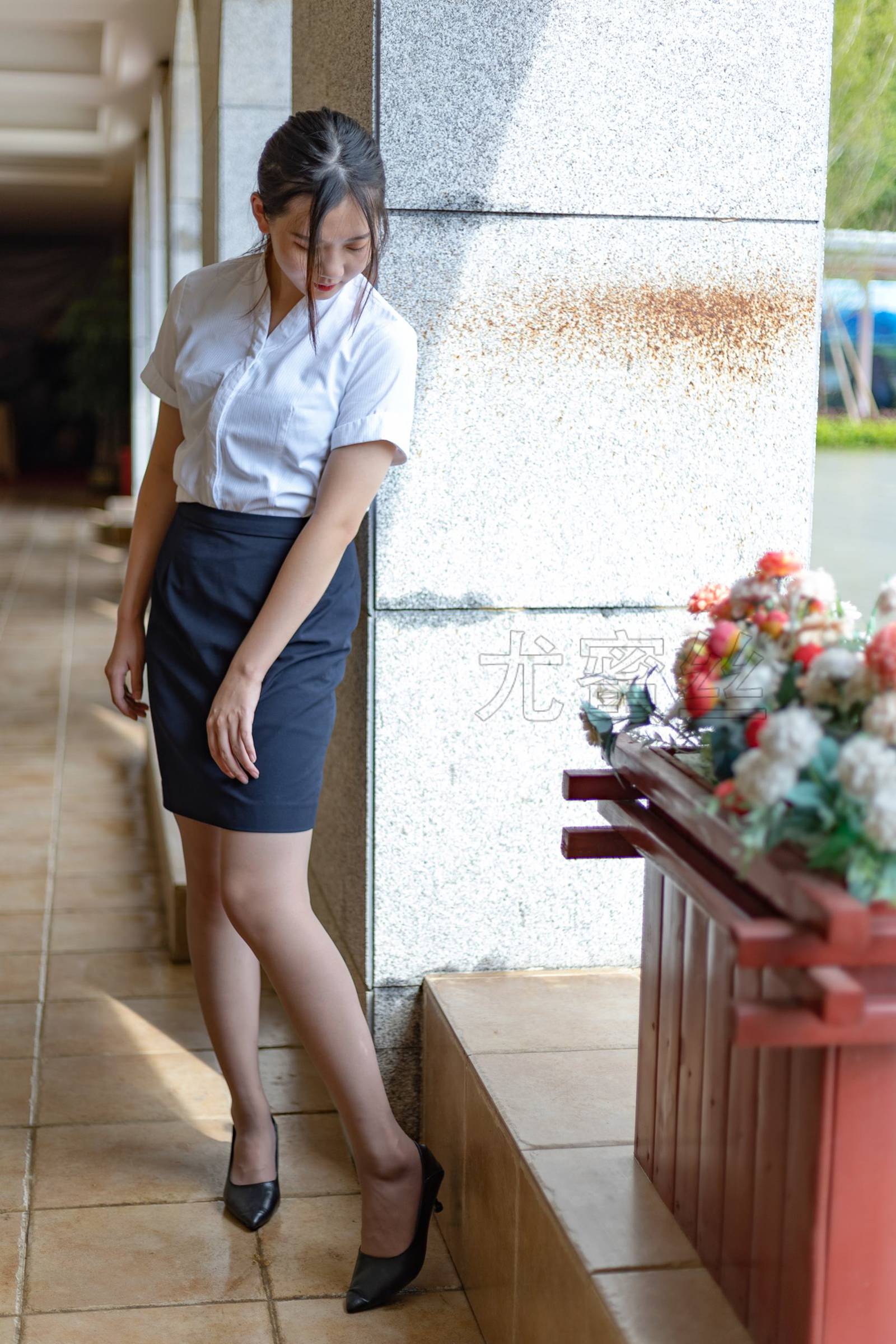 图片[18]-尤蜜丝  穿搭推广展示图集 工装与牛仔裤 [89P] – 速更版-美库