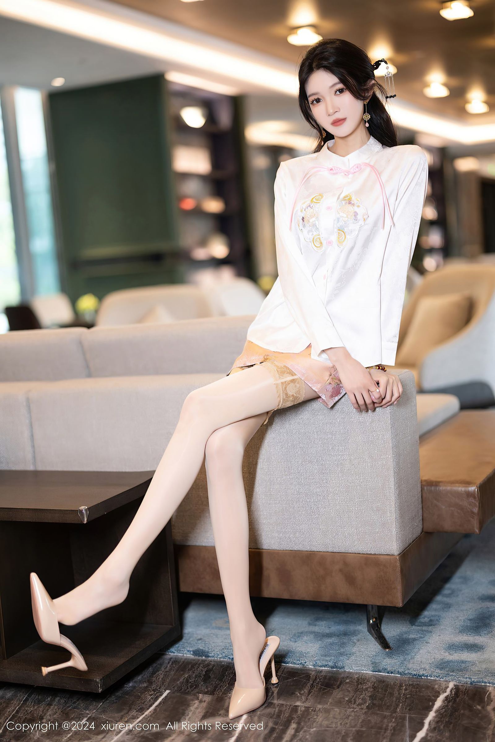 图片[66]-[Xiuren秀人网]2024.04.07 NO.8347 程程程- 超白长腿 [70+1P] – 速更版-美库