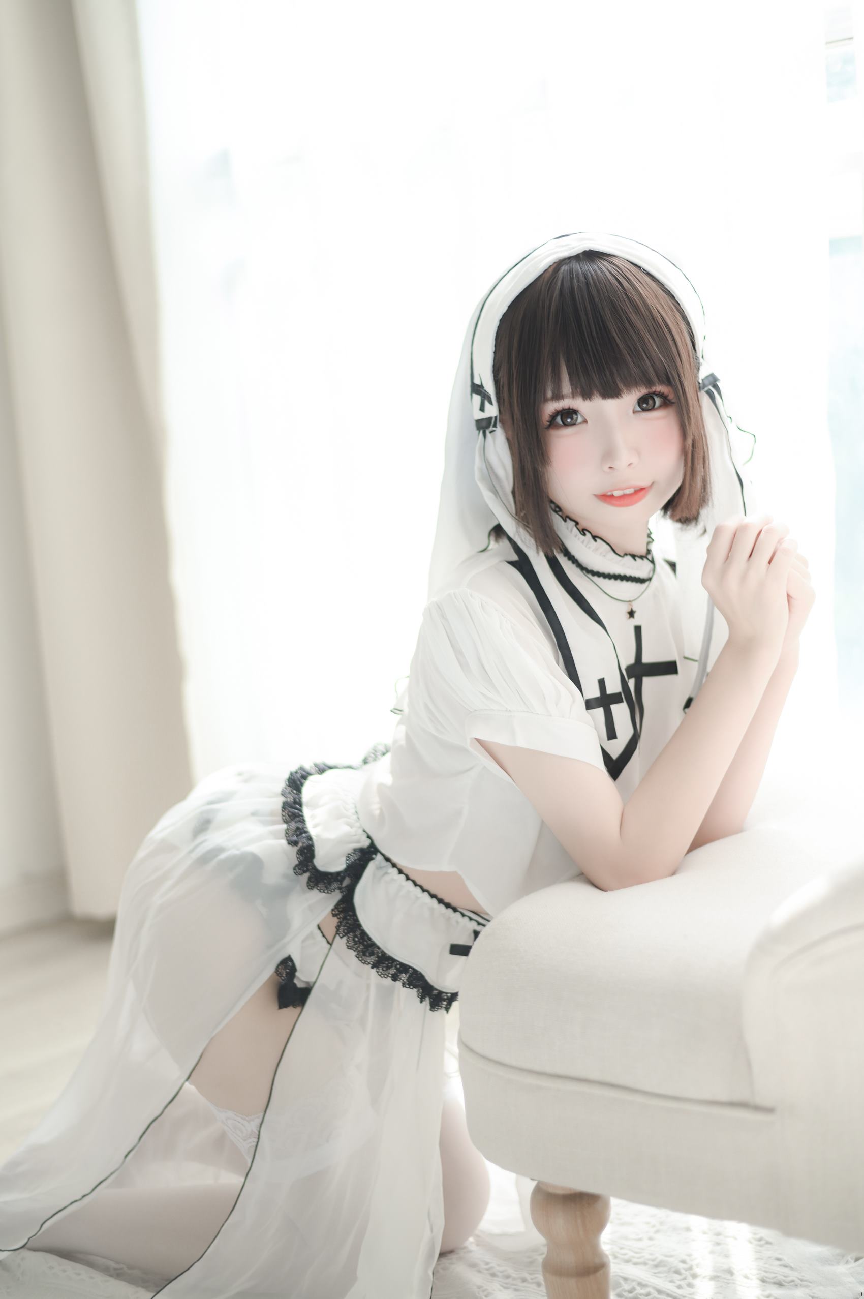 图片[18]-十万珍吱伏特 – 修女[37P] – 速更版-美库