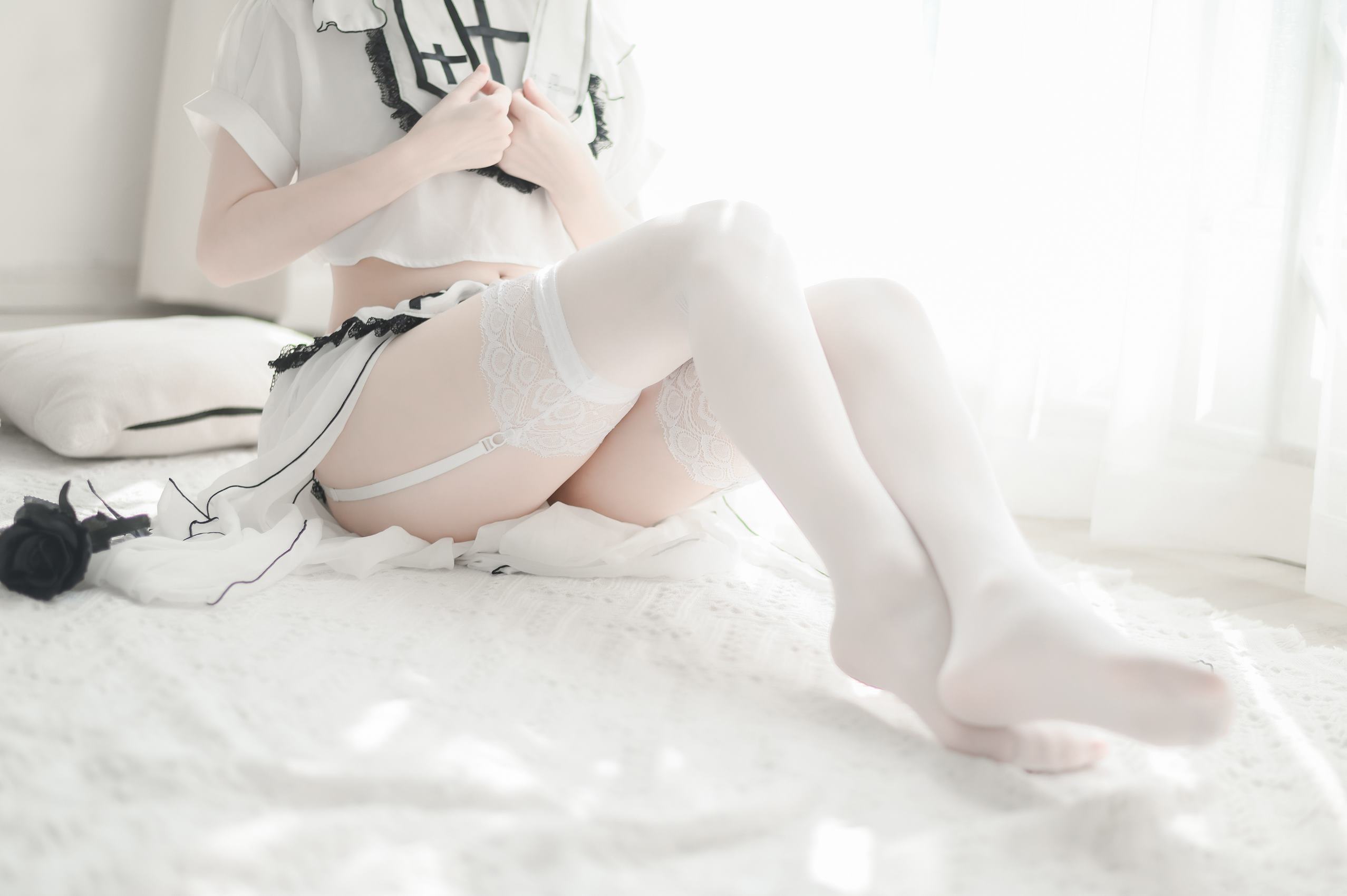 图片[32]-十万珍吱伏特 – 修女[37P] – 速更版-美库