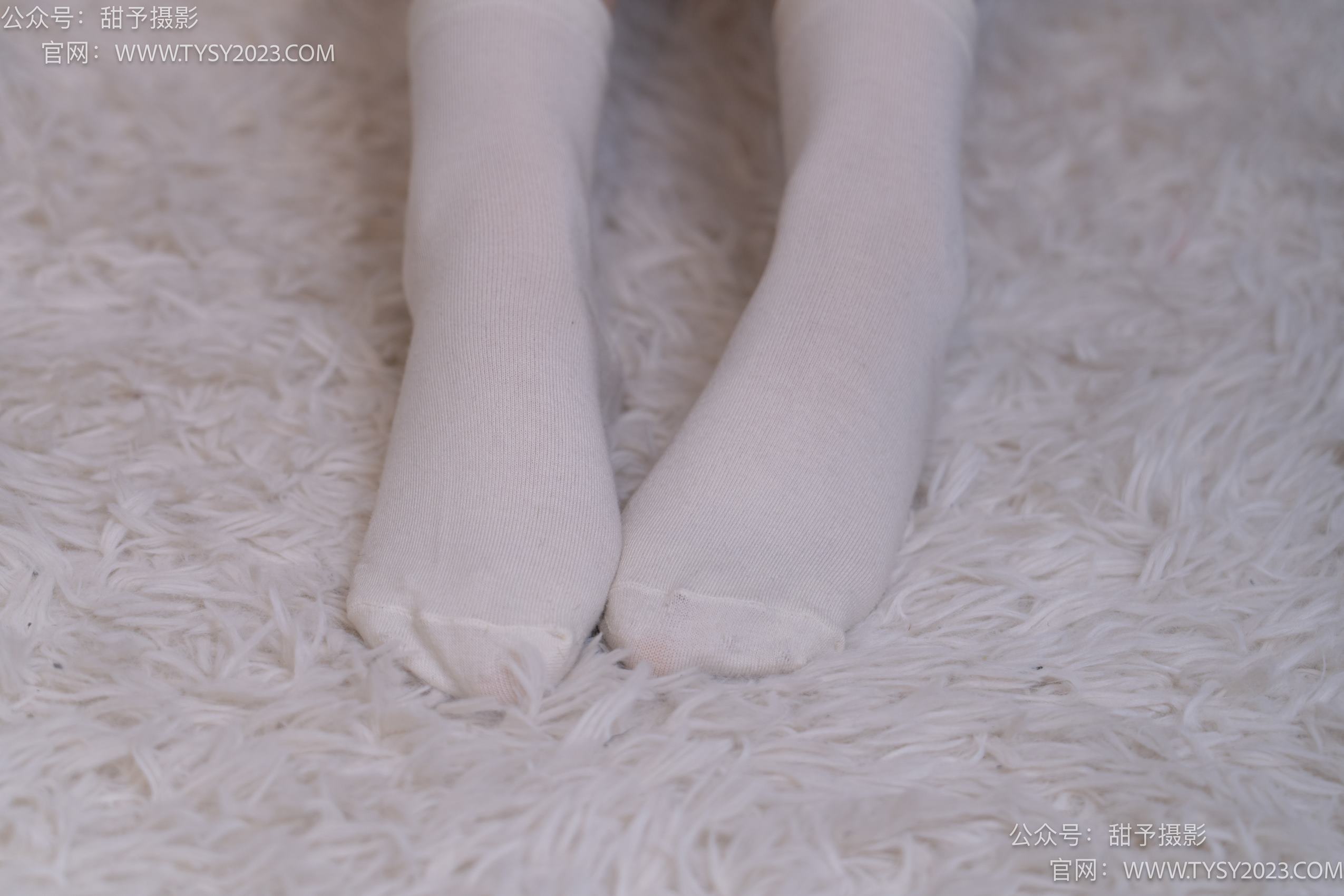 图片[42]-甜予摄影 NO.001 璇璇-板鞋、白棉袜、肉丝[124P] – 速更版-美库