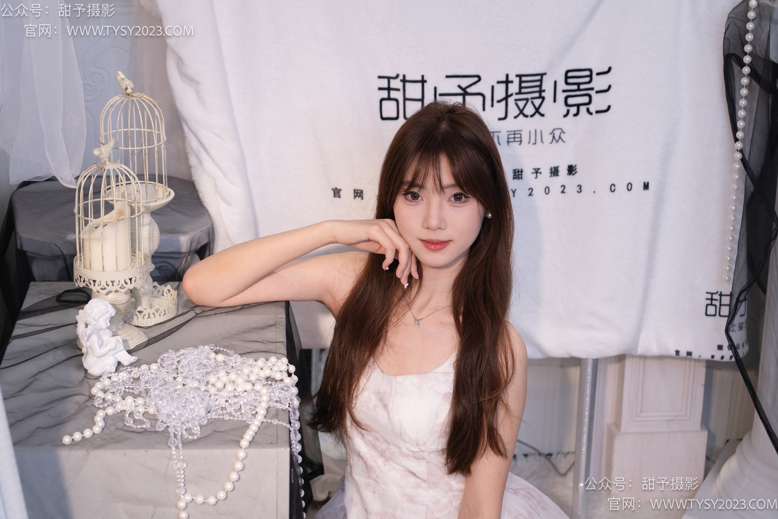 图片[52]-甜予摄影 NO.001 璇璇-板鞋、白棉袜、肉丝[124P] – 速更版-美库