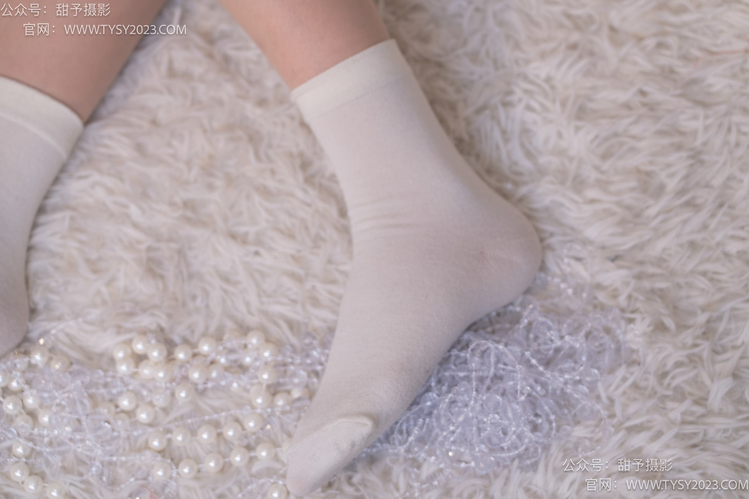 图片[70]-甜予摄影 NO.001 璇璇-板鞋、白棉袜、肉丝[124P] – 速更版-美库