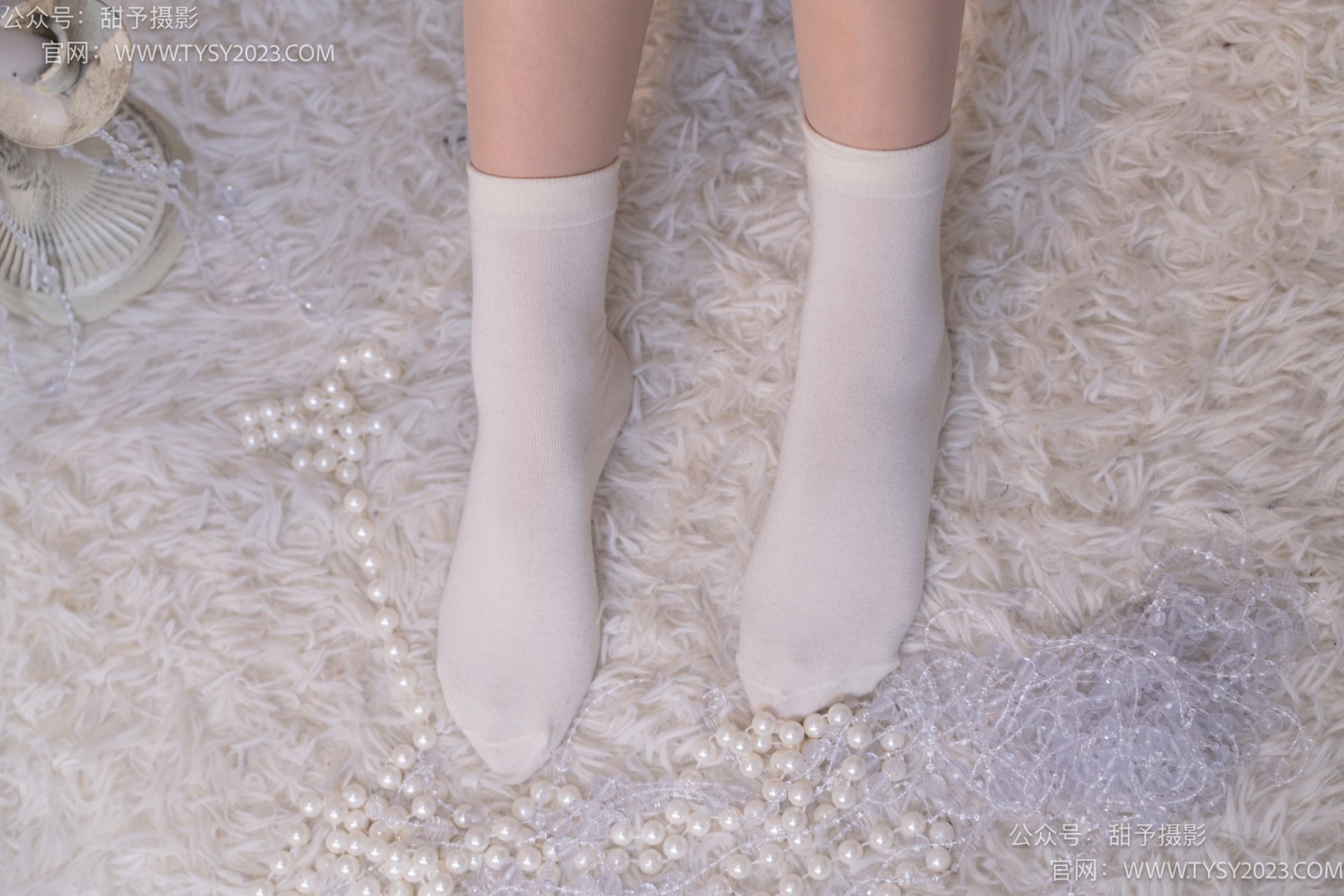 图片[73]-甜予摄影 NO.001 璇璇-板鞋、白棉袜、肉丝[124P] – 速更版-美库