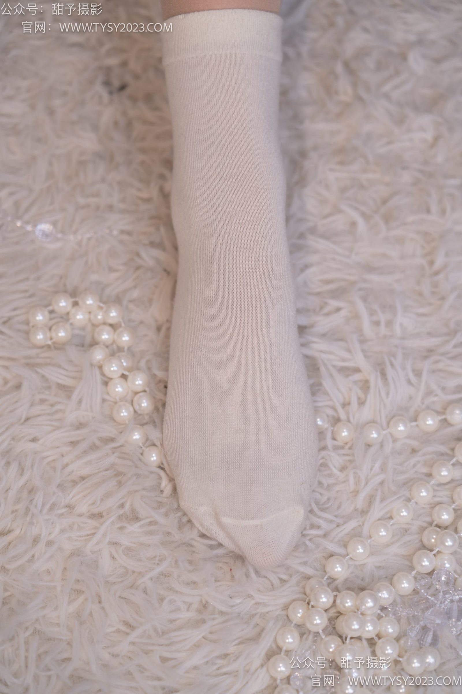 图片[80]-甜予摄影 NO.001 璇璇-板鞋、白棉袜、肉丝[124P] – 速更版-美库