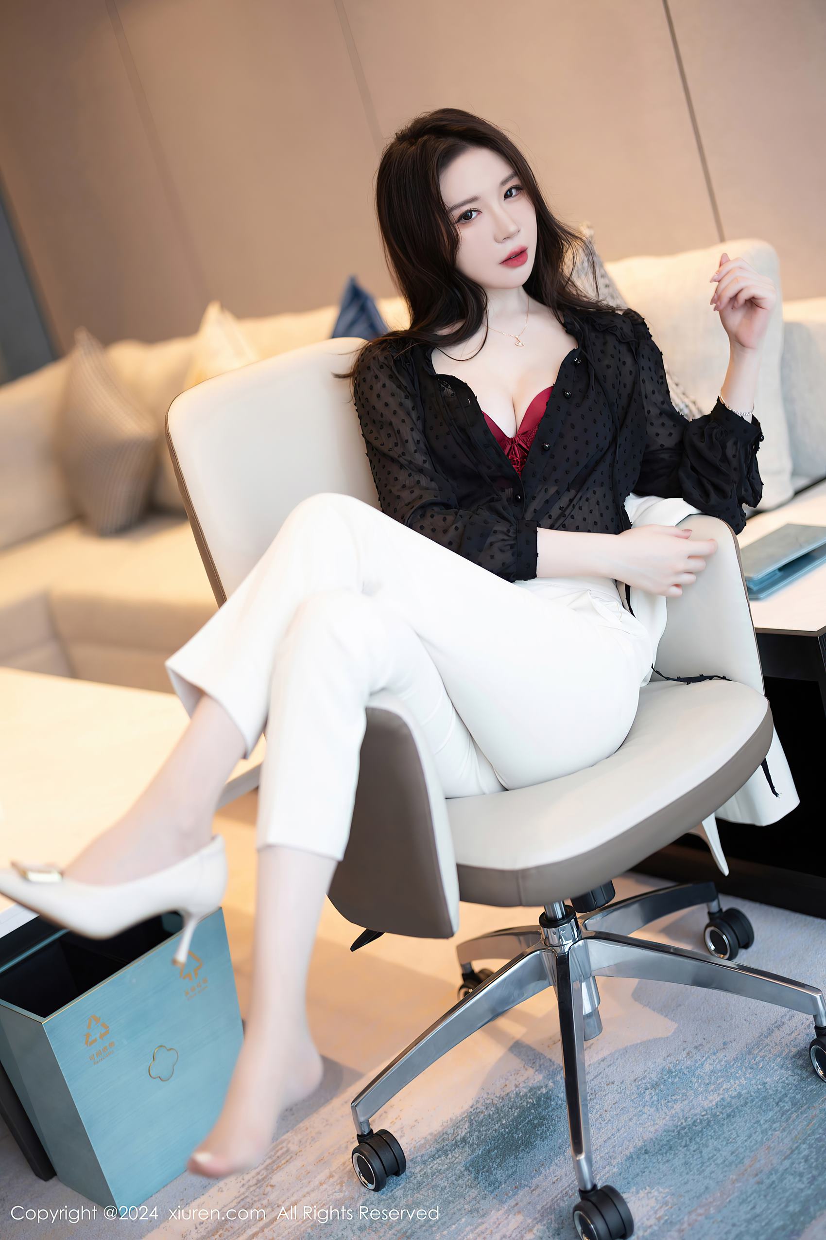 图片[17]-[Xiuren秀人网]2024.04.08 NO.8354 梦心玥[52+1P] – 速更版-美库