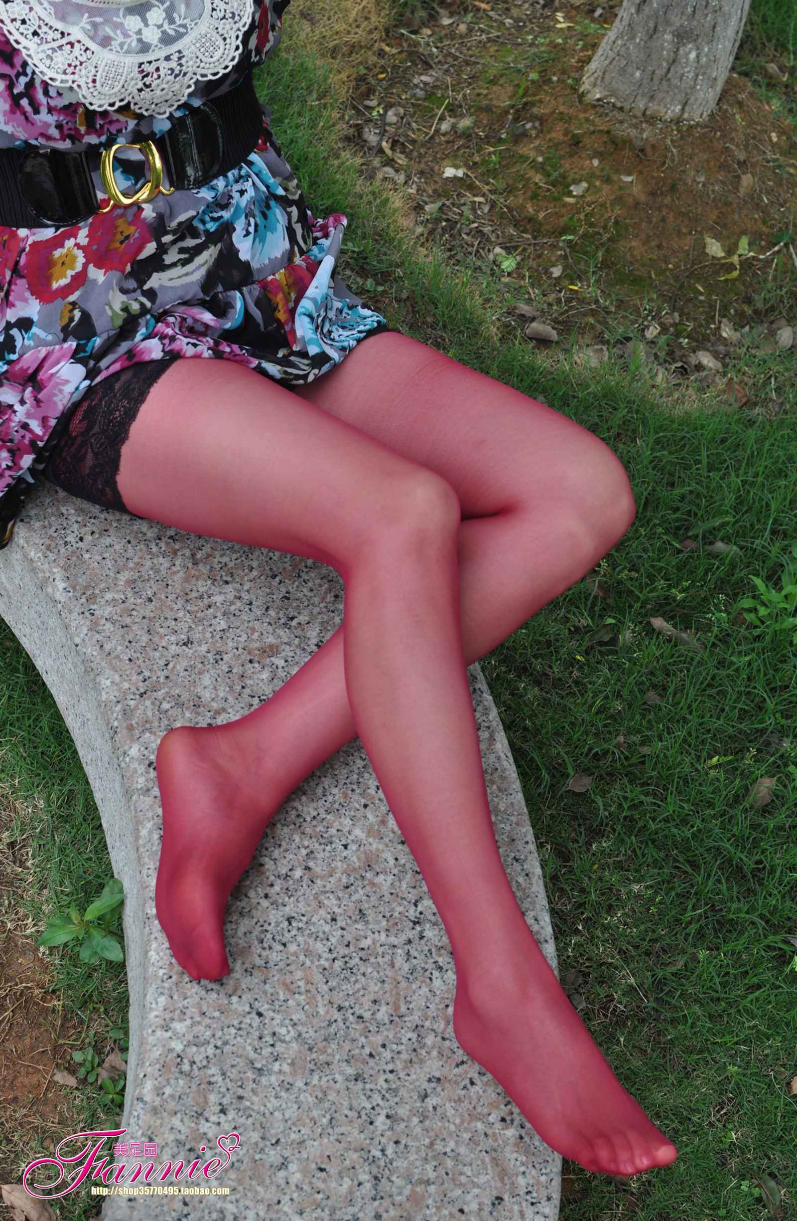 图片[24]-Fannie芬妮每足园 No.427 丝魅 彩丝 红色[54P] – 速更版-美库