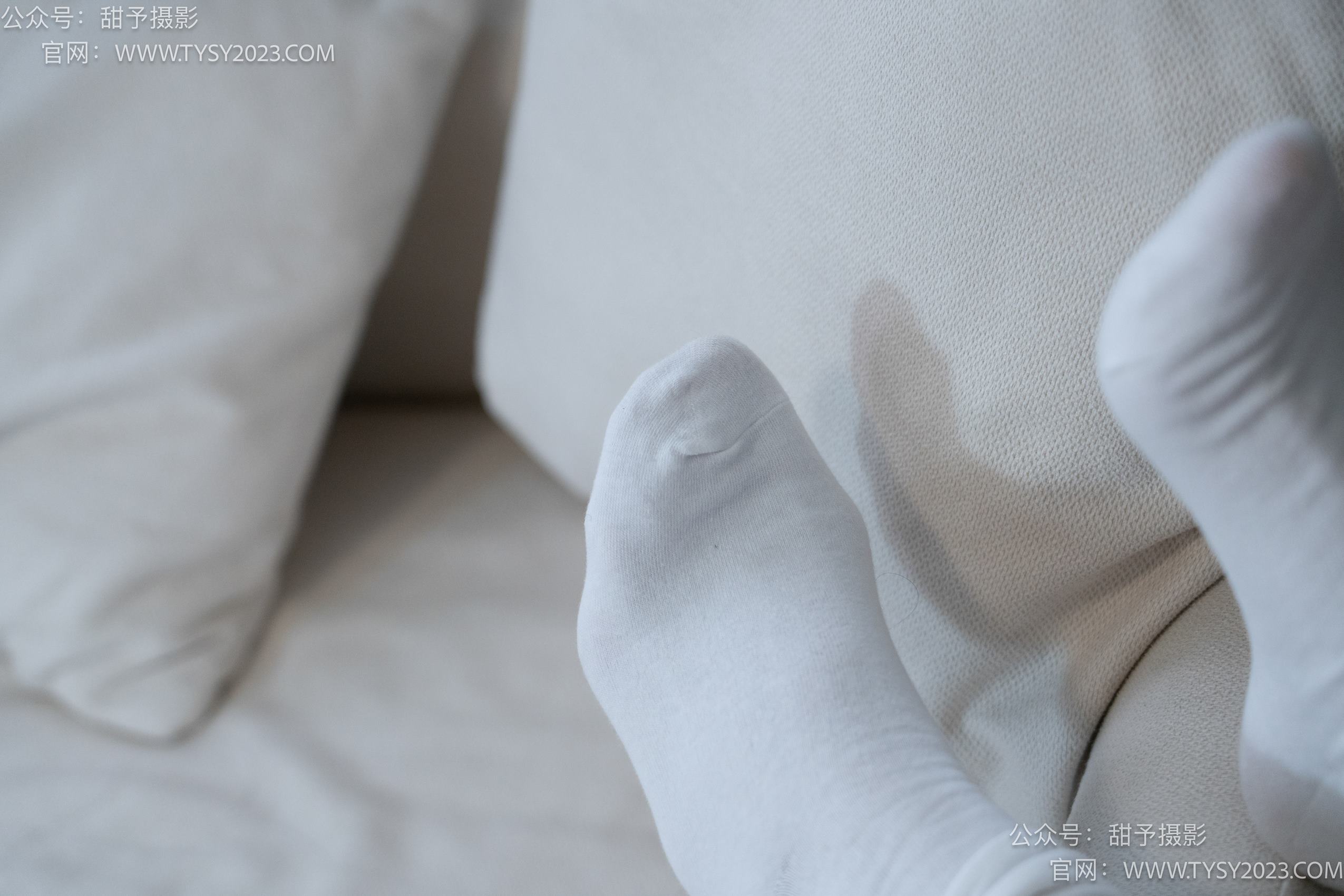 图片[50]-甜予摄影 NO.003 鱼鱼-皮鞋、白棉袜、裸足[123P] – 速更版-美库