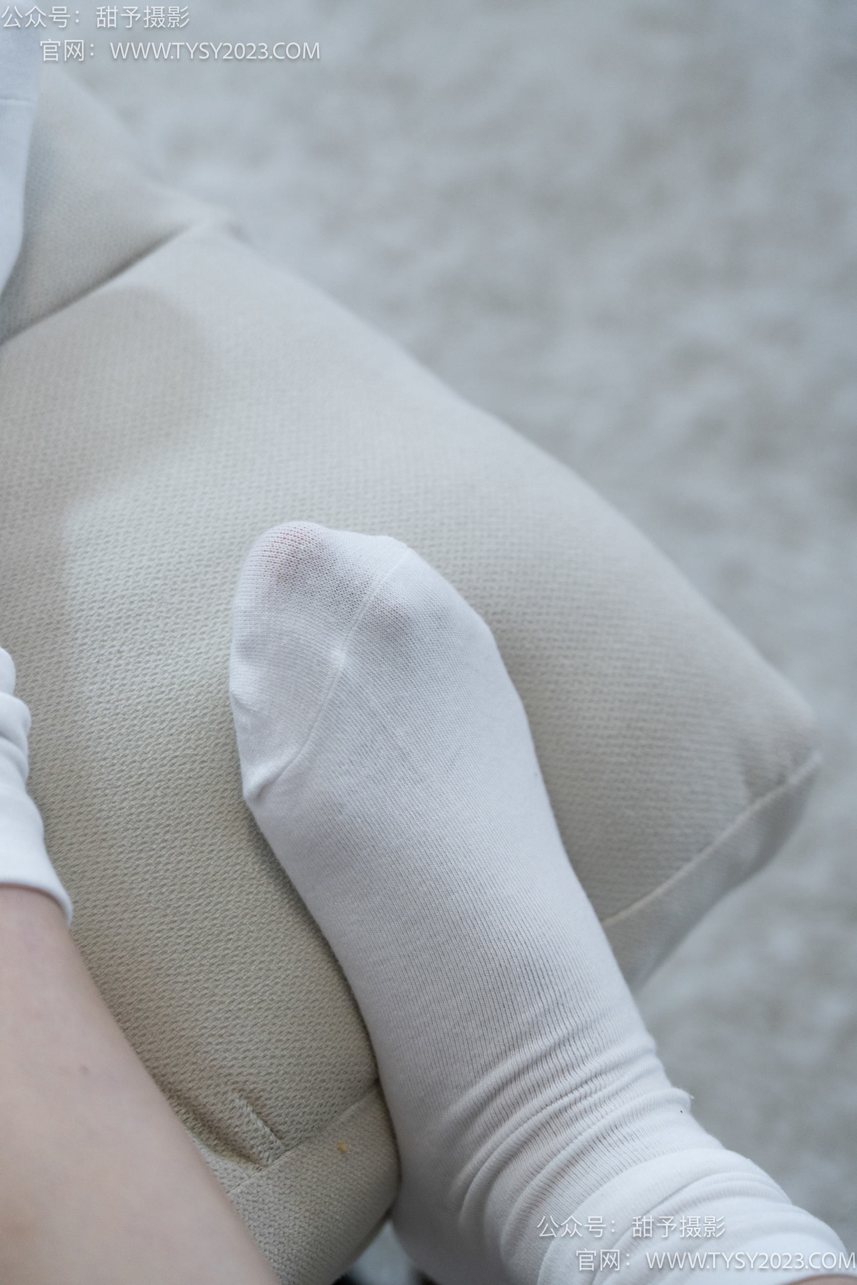 图片[59]-甜予摄影 NO.003 鱼鱼-皮鞋、白棉袜、裸足[123P] – 速更版-美库