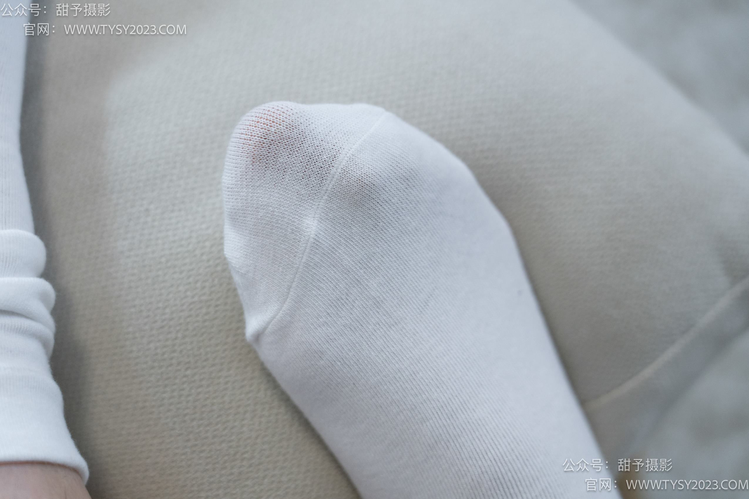 图片[61]-甜予摄影 NO.003 鱼鱼-皮鞋、白棉袜、裸足[123P] – 速更版-美库