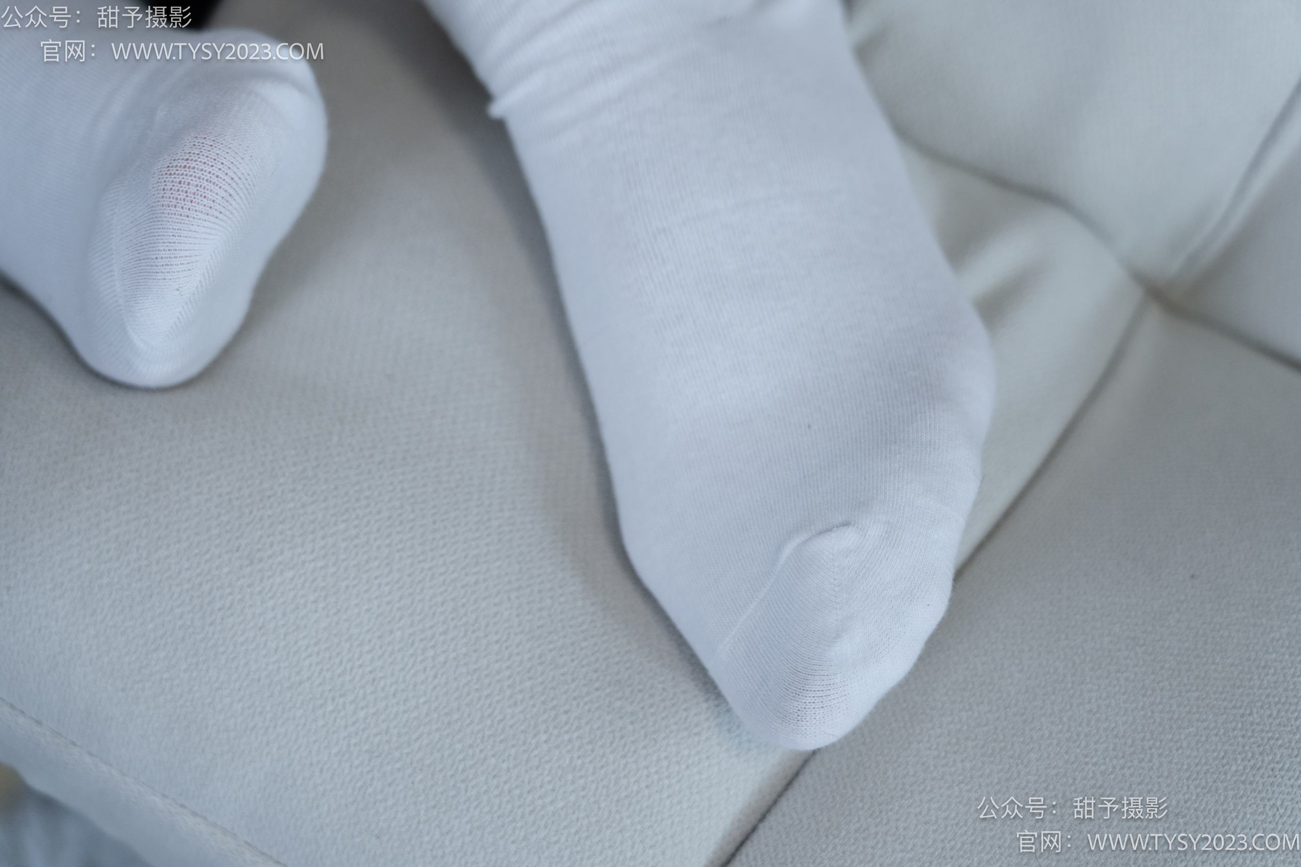 图片[75]-甜予摄影 NO.003 鱼鱼-皮鞋、白棉袜、裸足[123P] – 速更版-美库