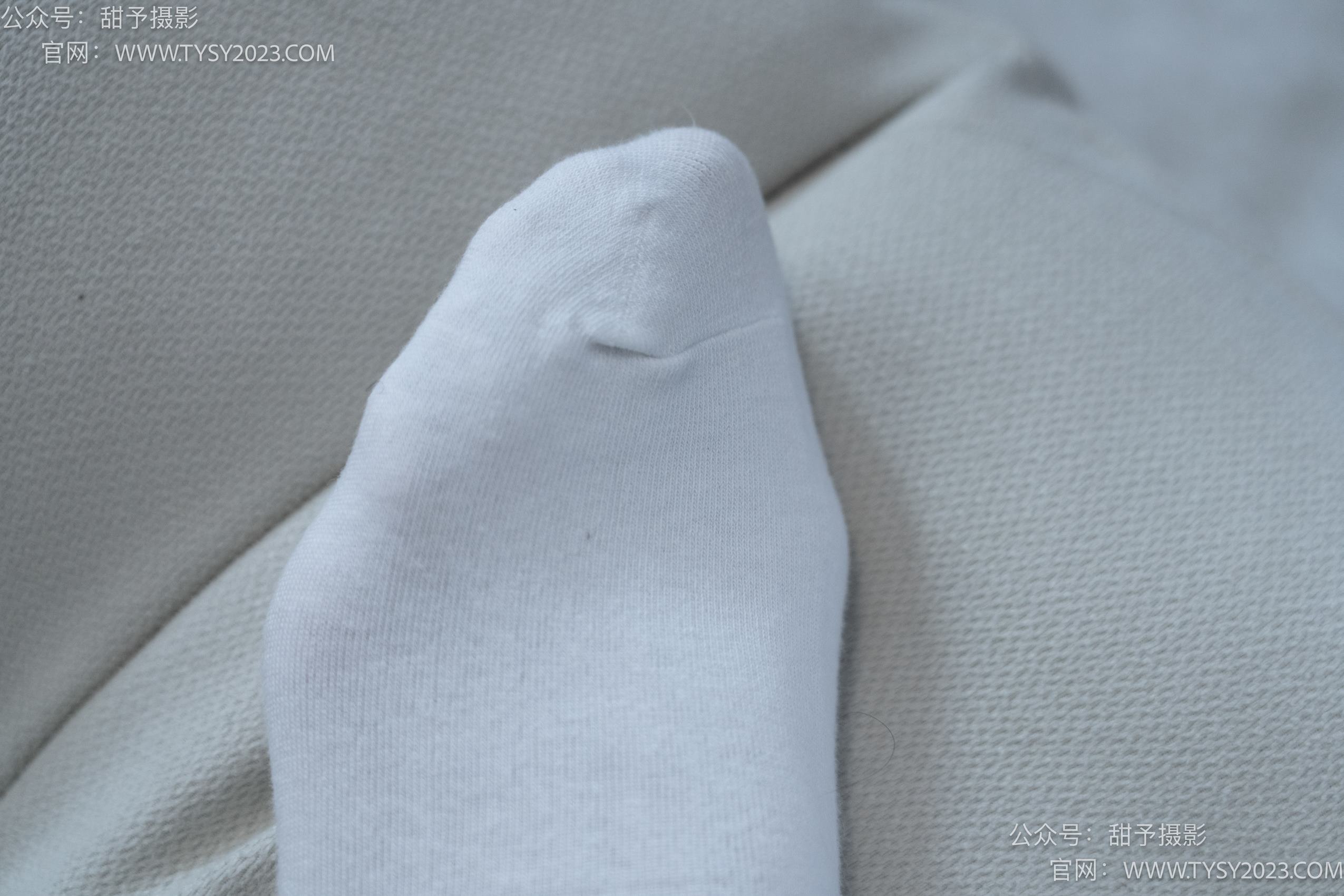 图片[80]-甜予摄影 NO.003 鱼鱼-皮鞋、白棉袜、裸足[123P] – 速更版-美库