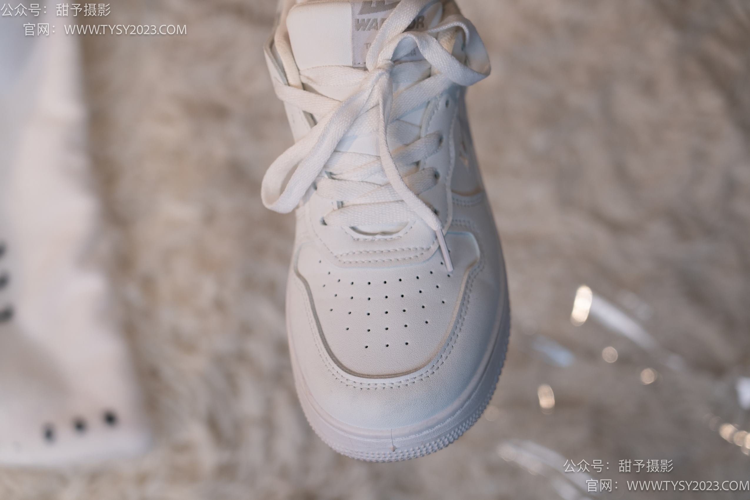 图片[20]-甜予摄影 NO.004 璇璇-板鞋、白棉袜、肉丝[104P] – 速更版-美库