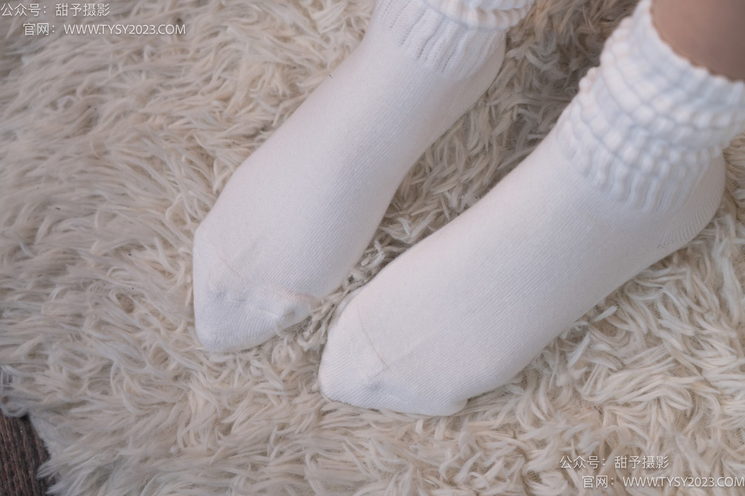 图片[50]-甜予摄影 NO.004 璇璇-板鞋、白棉袜、肉丝[104P] – 速更版-美库