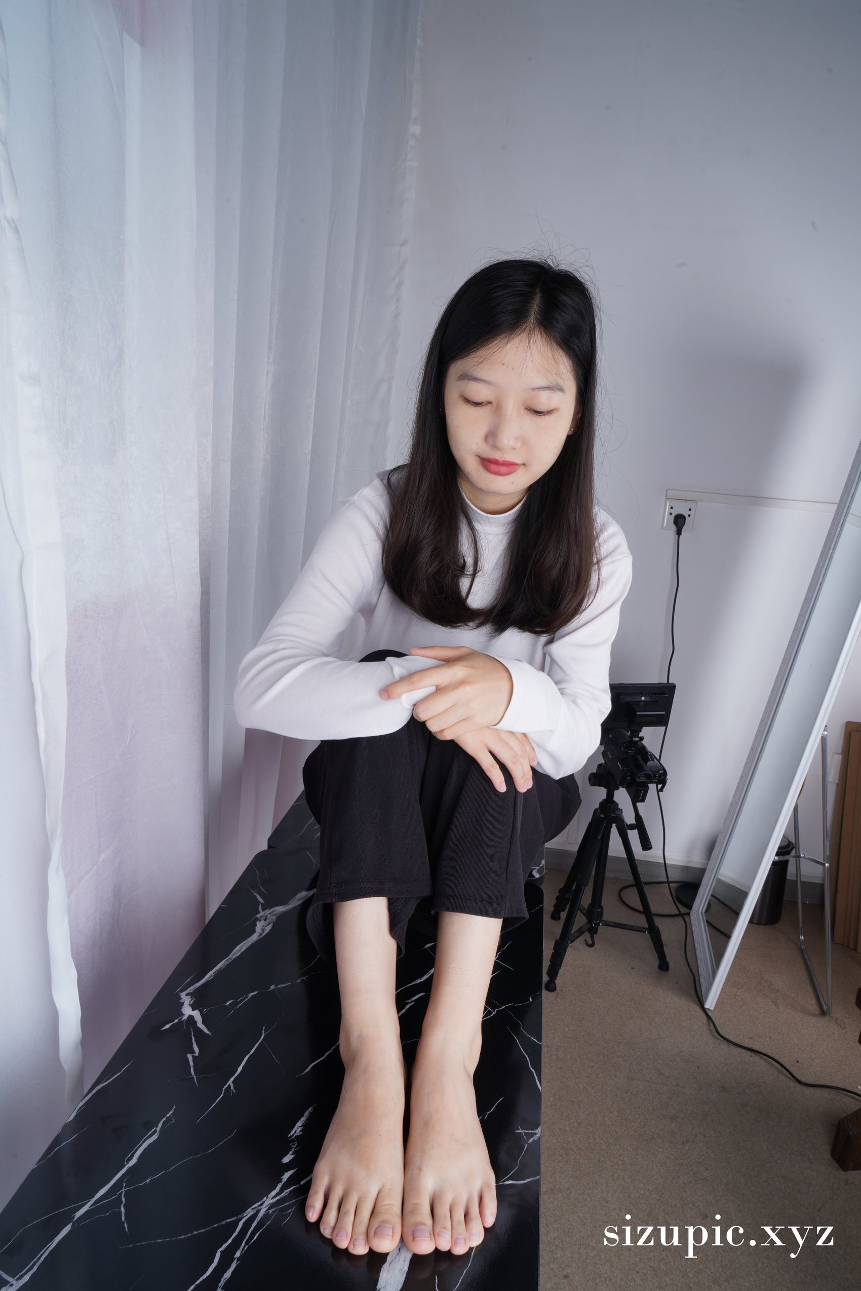 图片[60]-Pary摄影 NO.139 新模燕玲首次拍照就能大方展示美脚[100P] – 速更版-美库