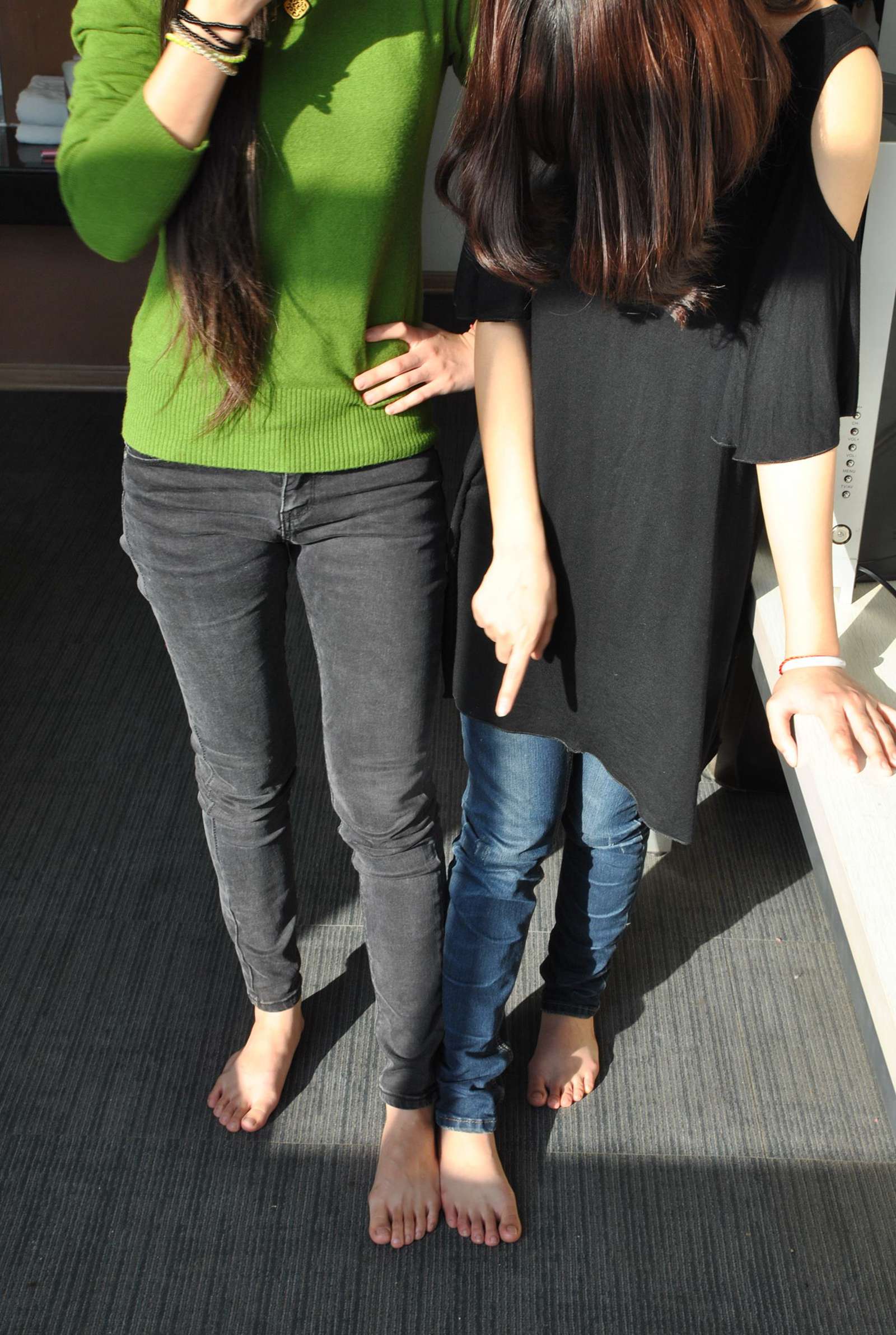 图片[23]-自由摄影 No.163 两个清纯的大学生在脚斗 [96P] – 速更版-美库