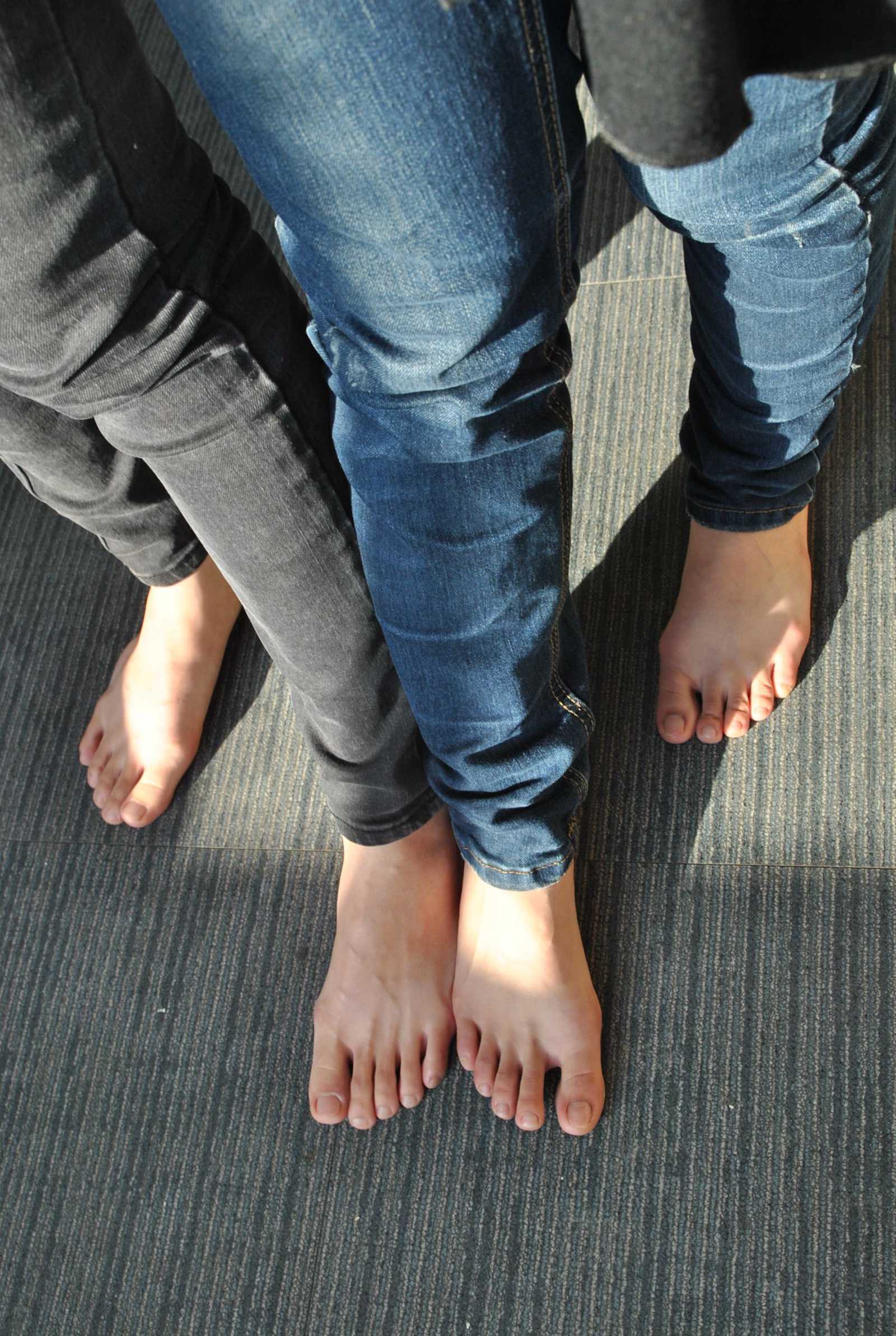 图片[32]-自由摄影 No.163 两个清纯的大学生在脚斗 [96P] – 速更版-美库