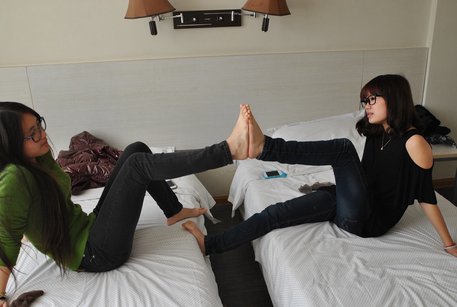 图片[55]-自由摄影 No.163 两个清纯的大学生在脚斗 [96P] – 速更版-美库