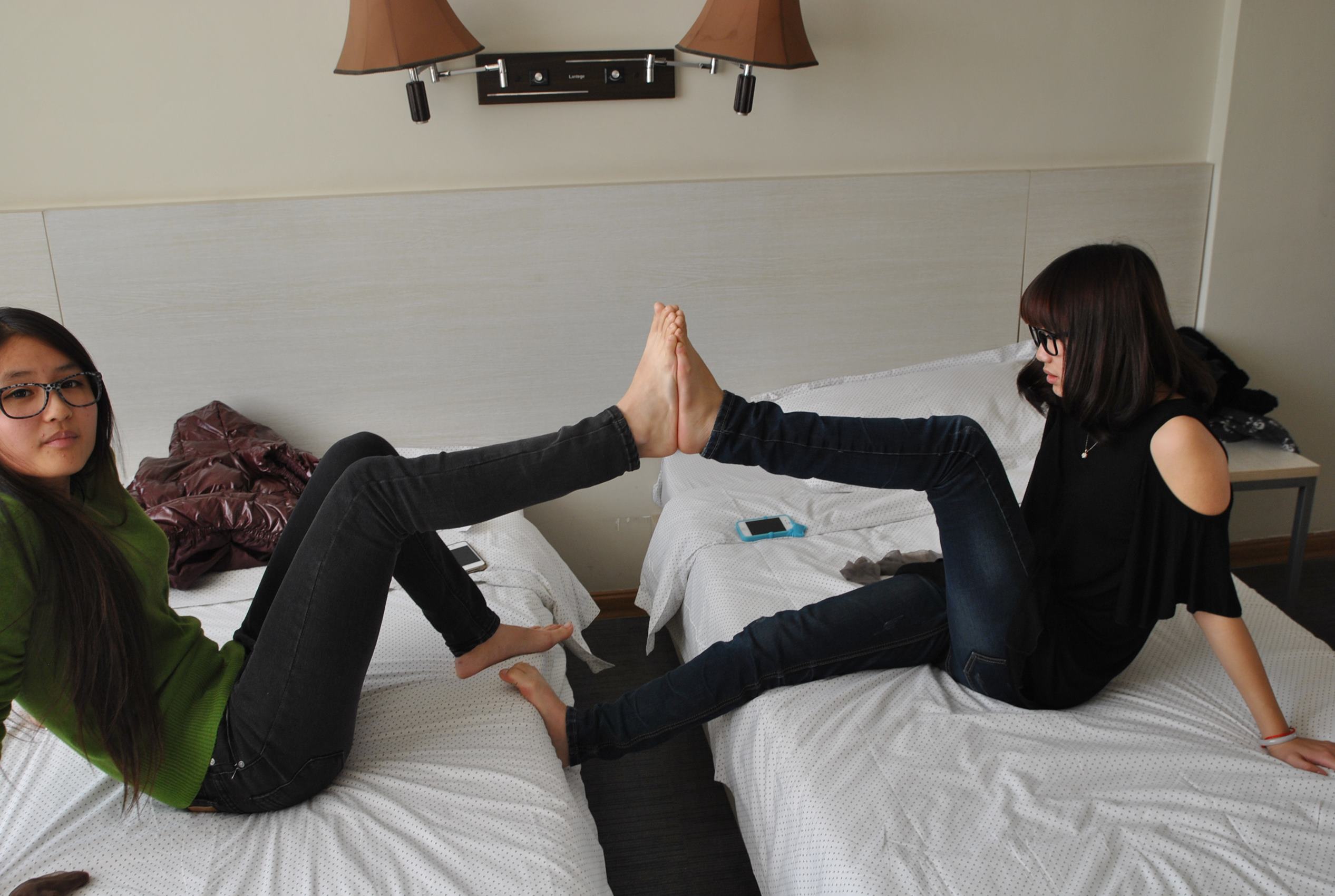 图片[57]-自由摄影 No.163 两个清纯的大学生在脚斗 [96P] – 速更版-美库