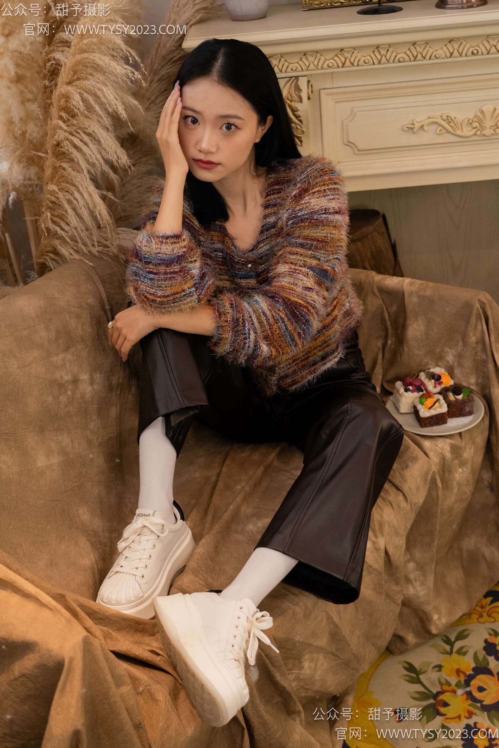 图片[31]-甜予摄影 NO.005 齐齐-板鞋、白棉袜、裸足[122P] – 速更版-美库