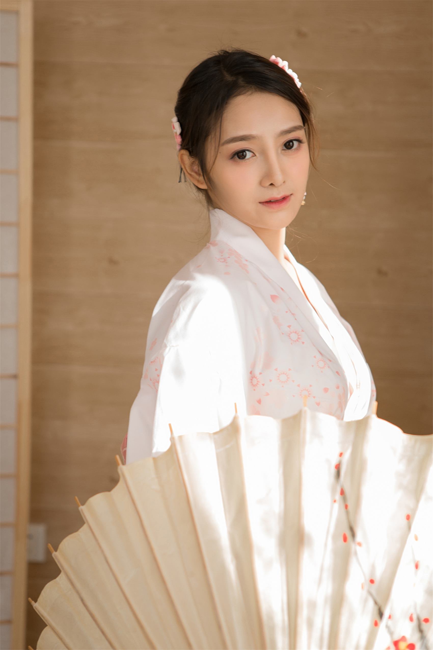 图片[20]-[YALAYI雅拉伊]2024.01.15 NO.1109 柔和绽放[31+1P] – 速更版-美库