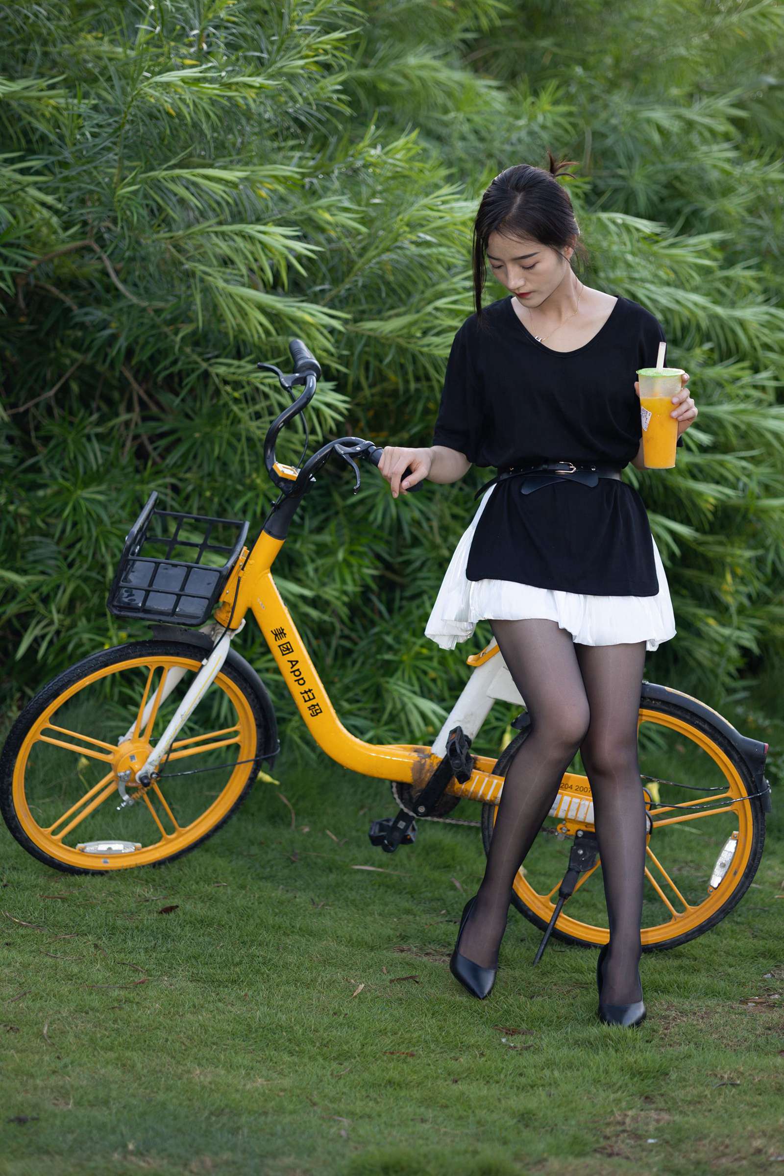 图片[43]-[尤蜜丝]穿搭写真 [49P] – 速更版-美库