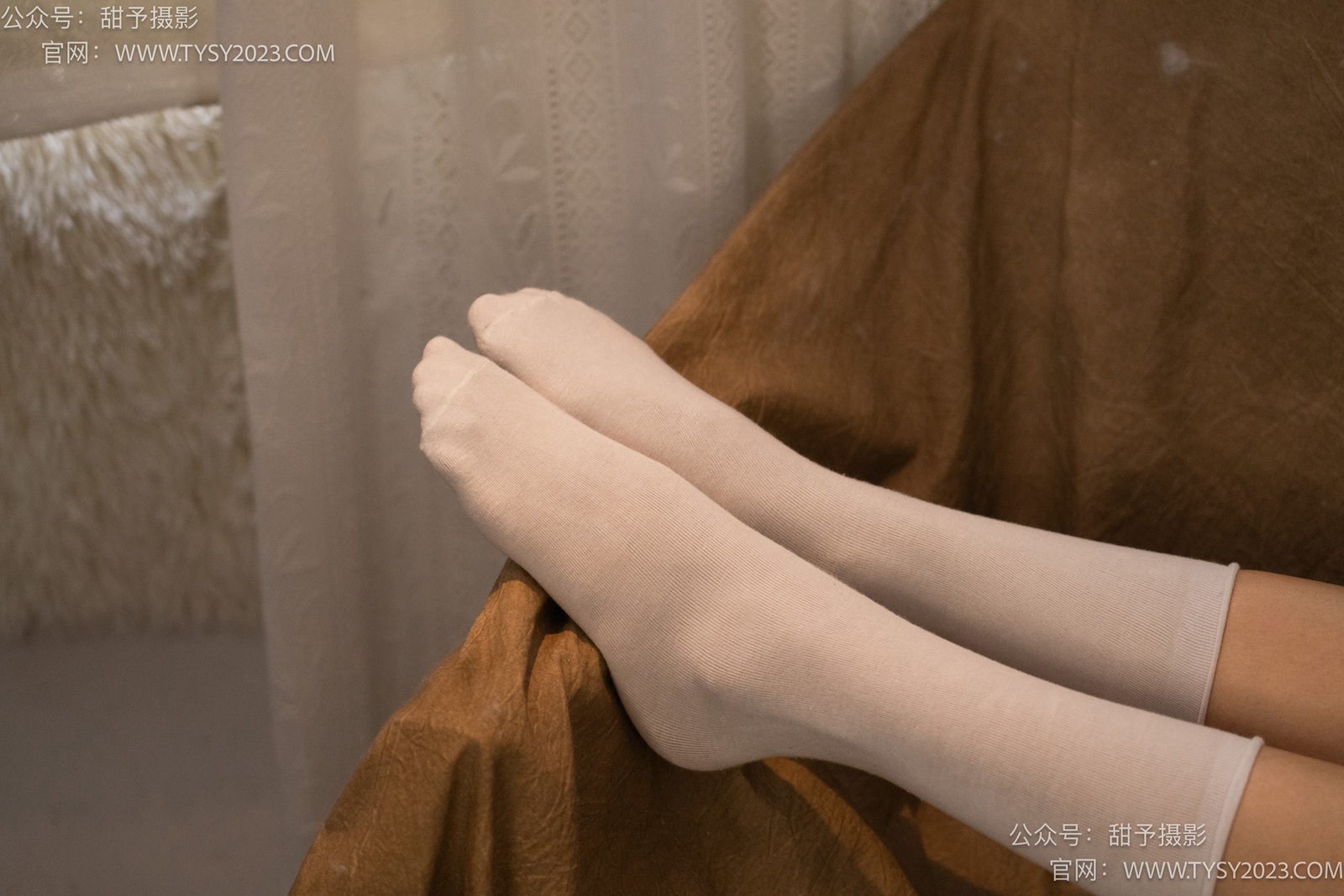 图片[58]-甜予摄影 NO.005 齐齐-板鞋、白棉袜、裸足[122P] – 速更版-美库