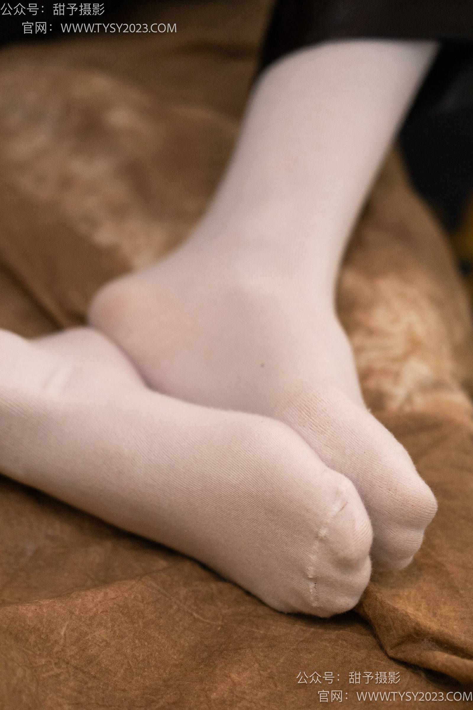 图片[65]-甜予摄影 NO.005 齐齐-板鞋、白棉袜、裸足[122P] – 速更版-美库