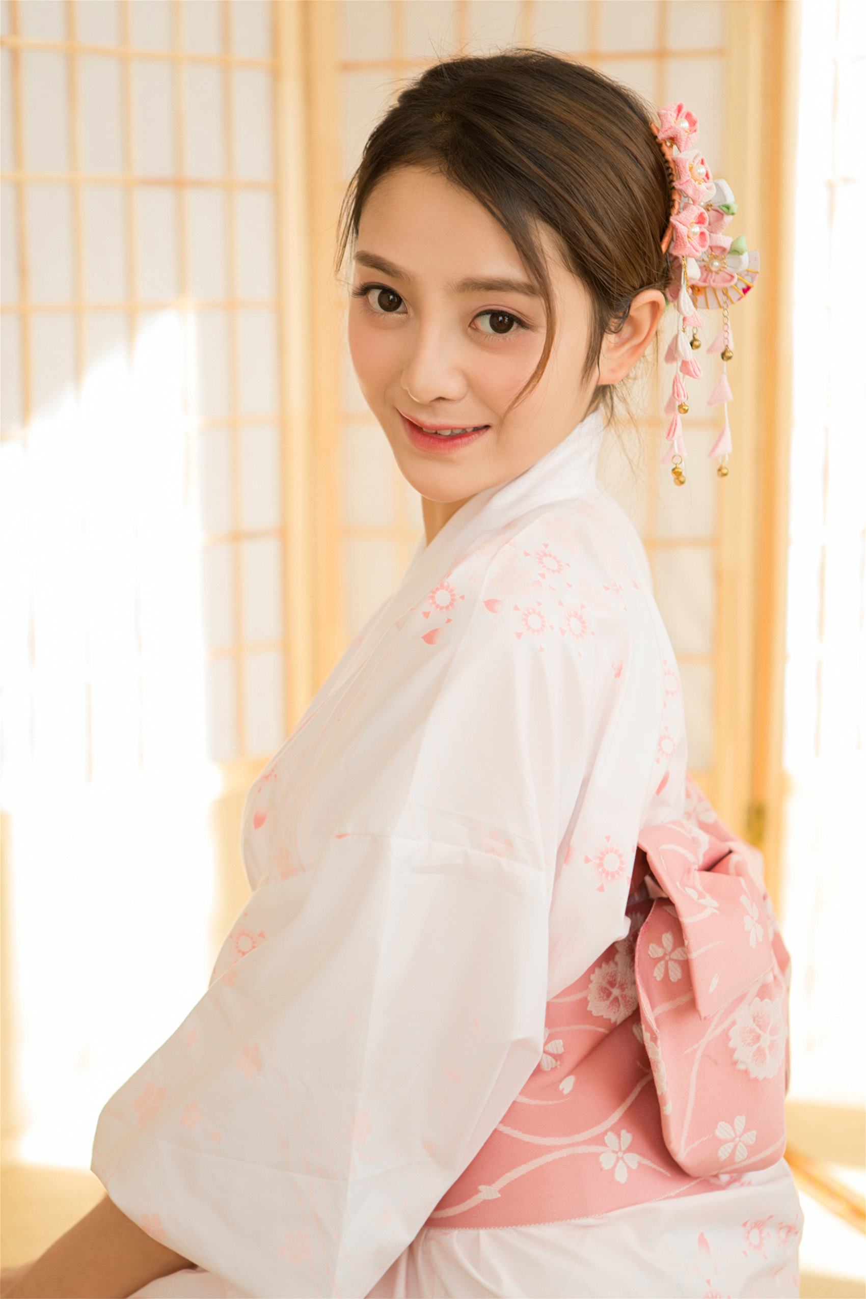 图片[33]-[YALAYI雅拉伊]2024.01.15 NO.1109 柔和绽放[31+1P] – 速更版-美库