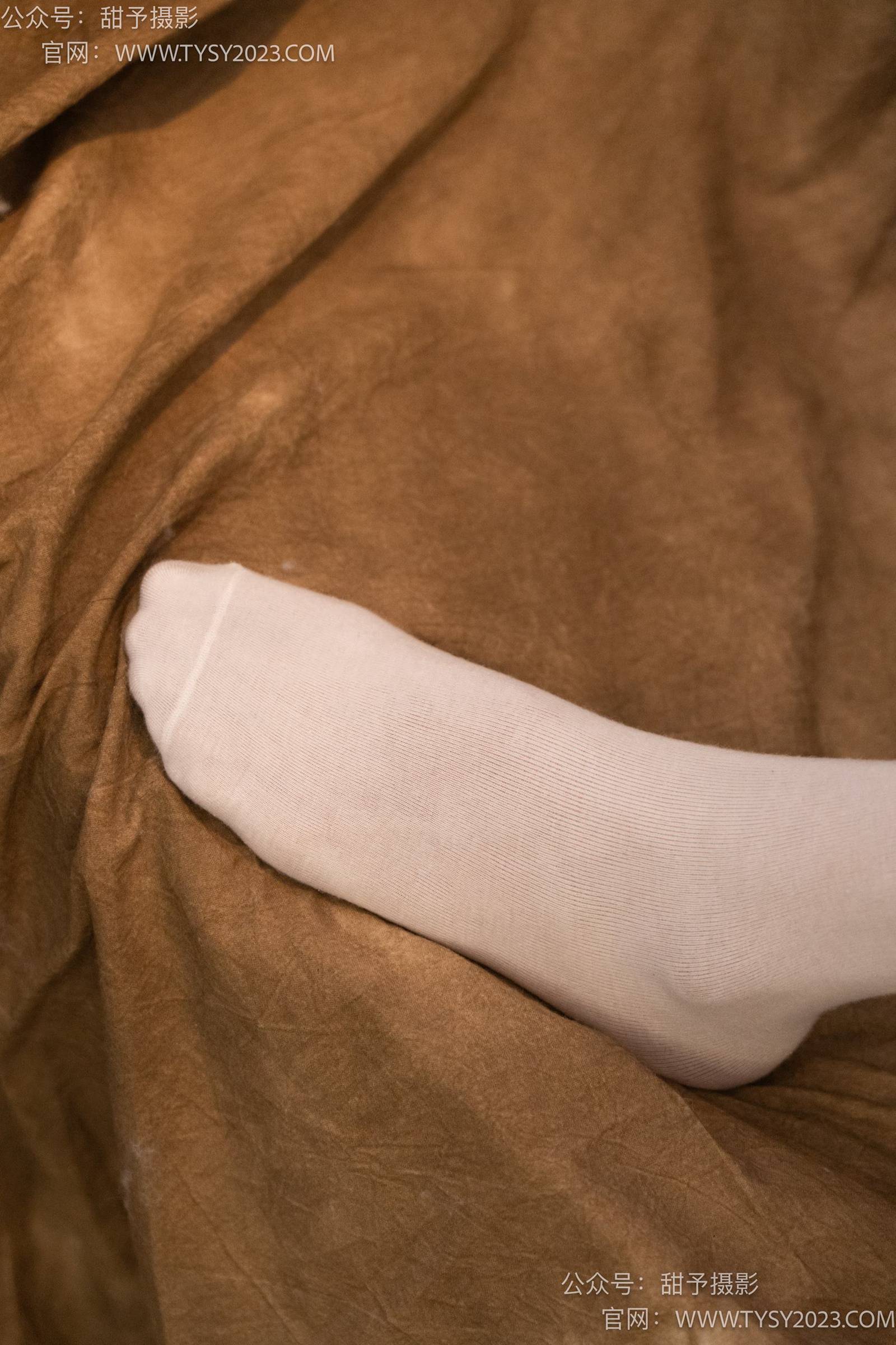 图片[69]-甜予摄影 NO.005 齐齐-板鞋、白棉袜、裸足[122P] – 速更版-美库