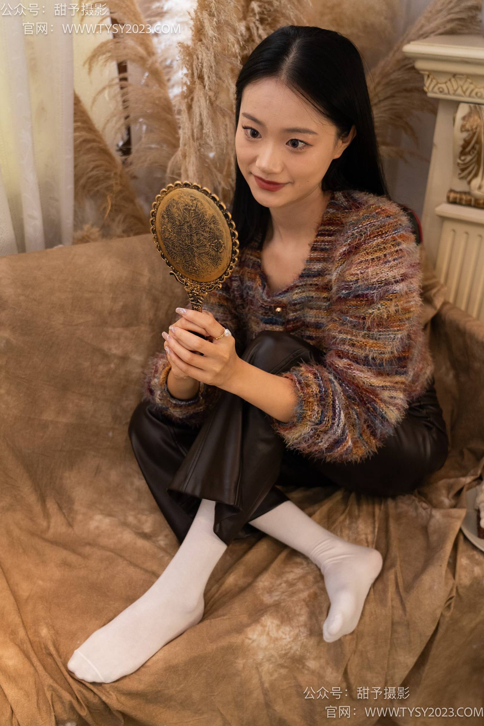 图片[70]-甜予摄影 NO.005 齐齐-板鞋、白棉袜、裸足[122P] – 速更版-美库