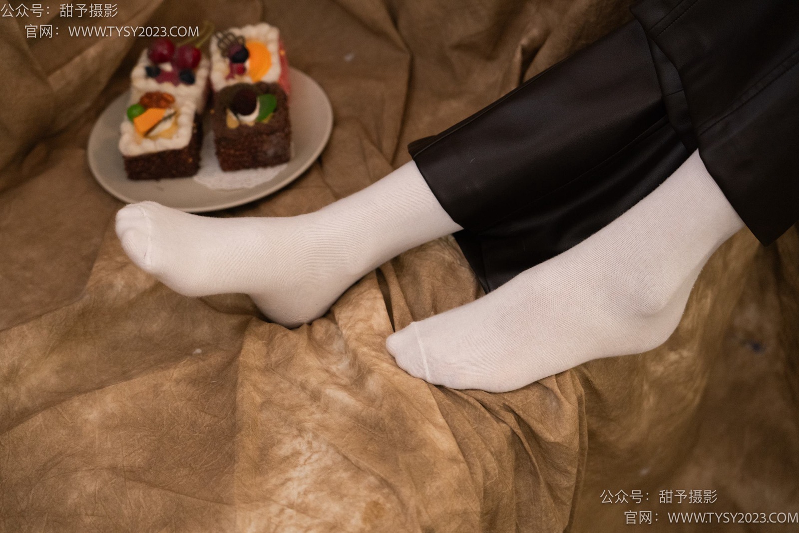 图片[82]-甜予摄影 NO.005 齐齐-板鞋、白棉袜、裸足[122P] – 速更版-美库