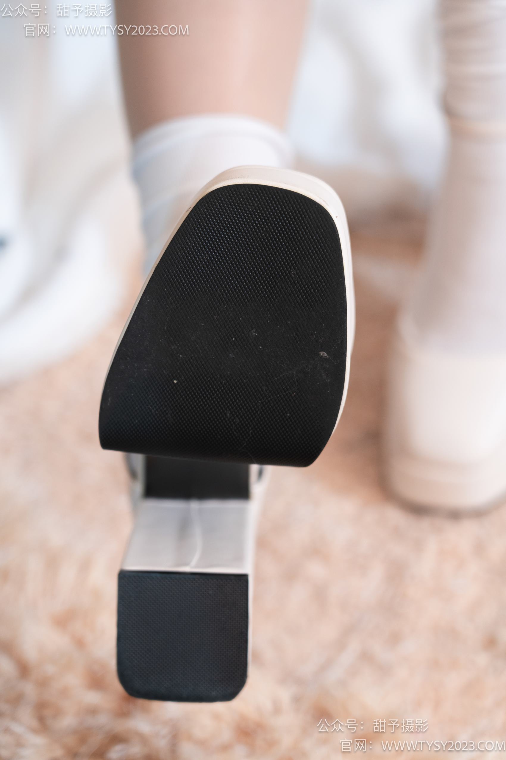 图片[12]-甜予摄影 NO.006 鱼鱼-高跟鞋、白棉袜、肉丝[124P] – 速更版-美库