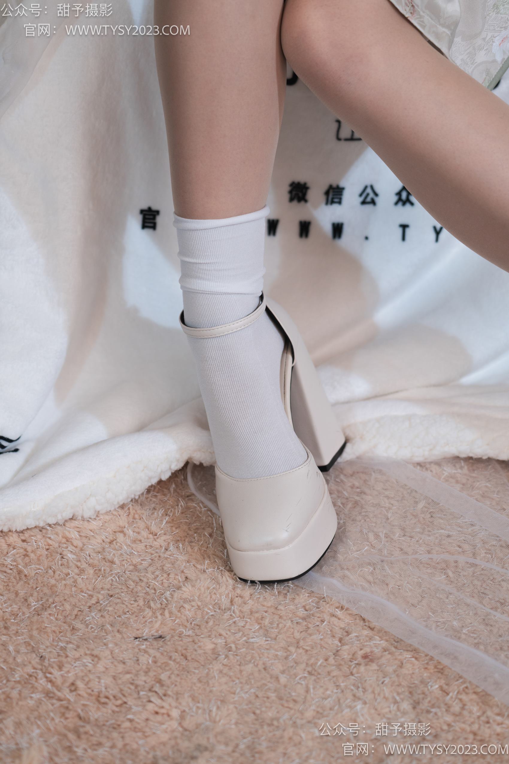 图片[33]-甜予摄影 NO.006 鱼鱼-高跟鞋、白棉袜、肉丝[124P] – 速更版-美库