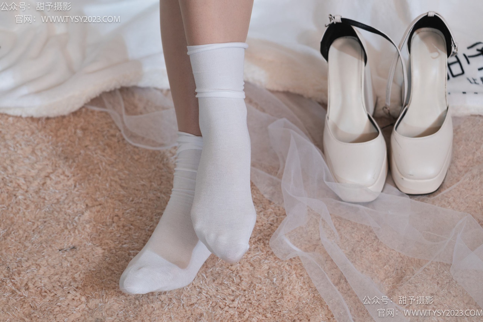 图片[54]-甜予摄影 NO.006 鱼鱼-高跟鞋、白棉袜、肉丝[124P] – 速更版-美库