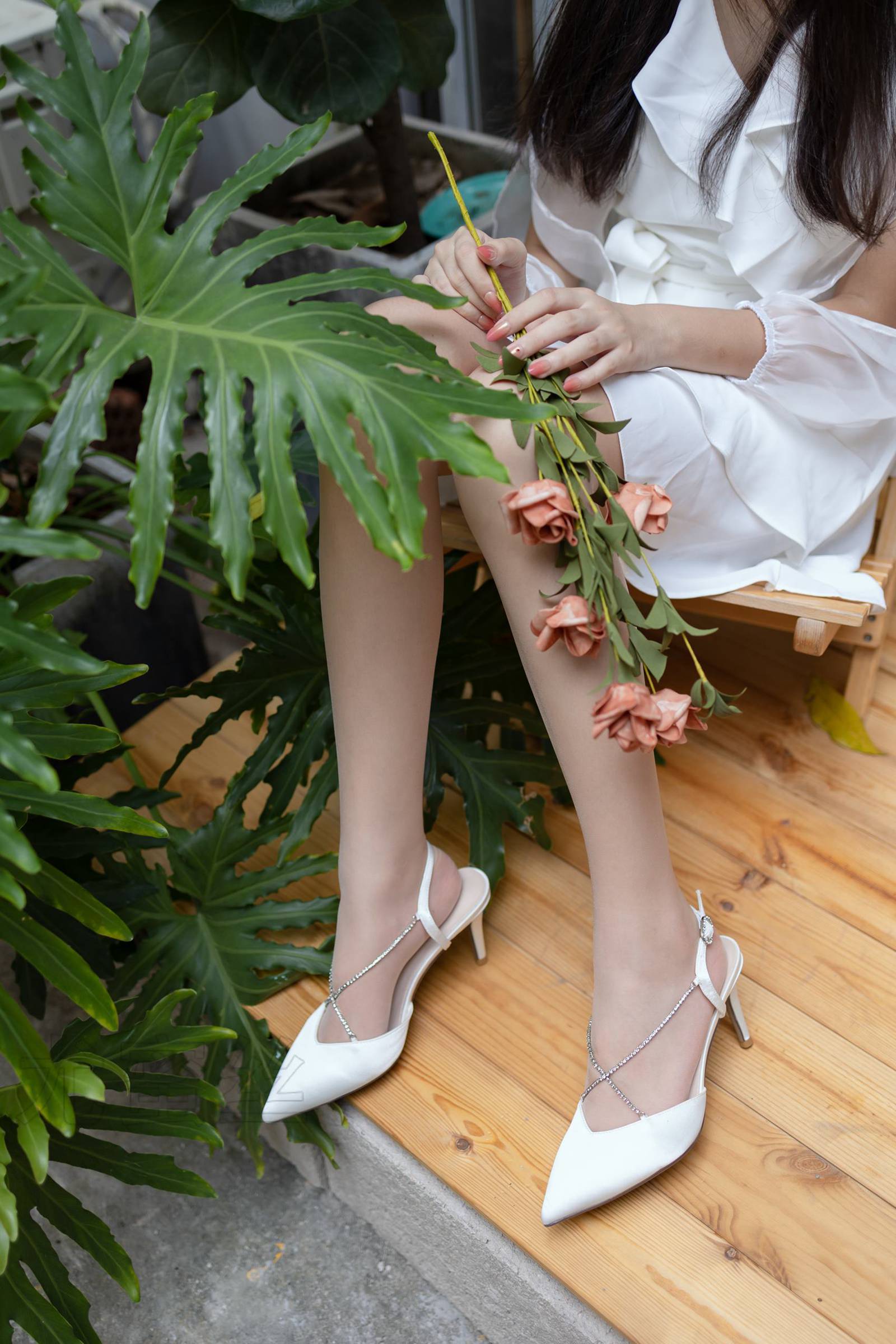 图片[56]-尤蜜丝  穿搭推广展示图集[82P] – 速更版-美库