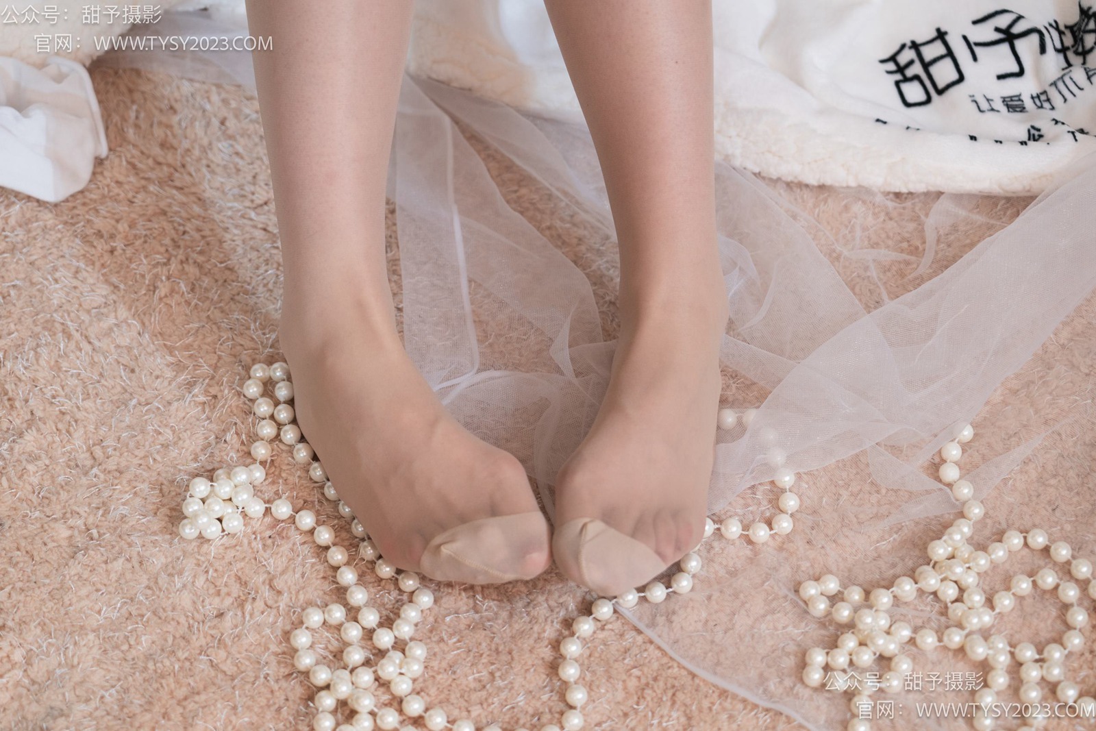 图片[93]-甜予摄影 NO.006 鱼鱼-高跟鞋、白棉袜、肉丝[124P] – 速更版-美库
