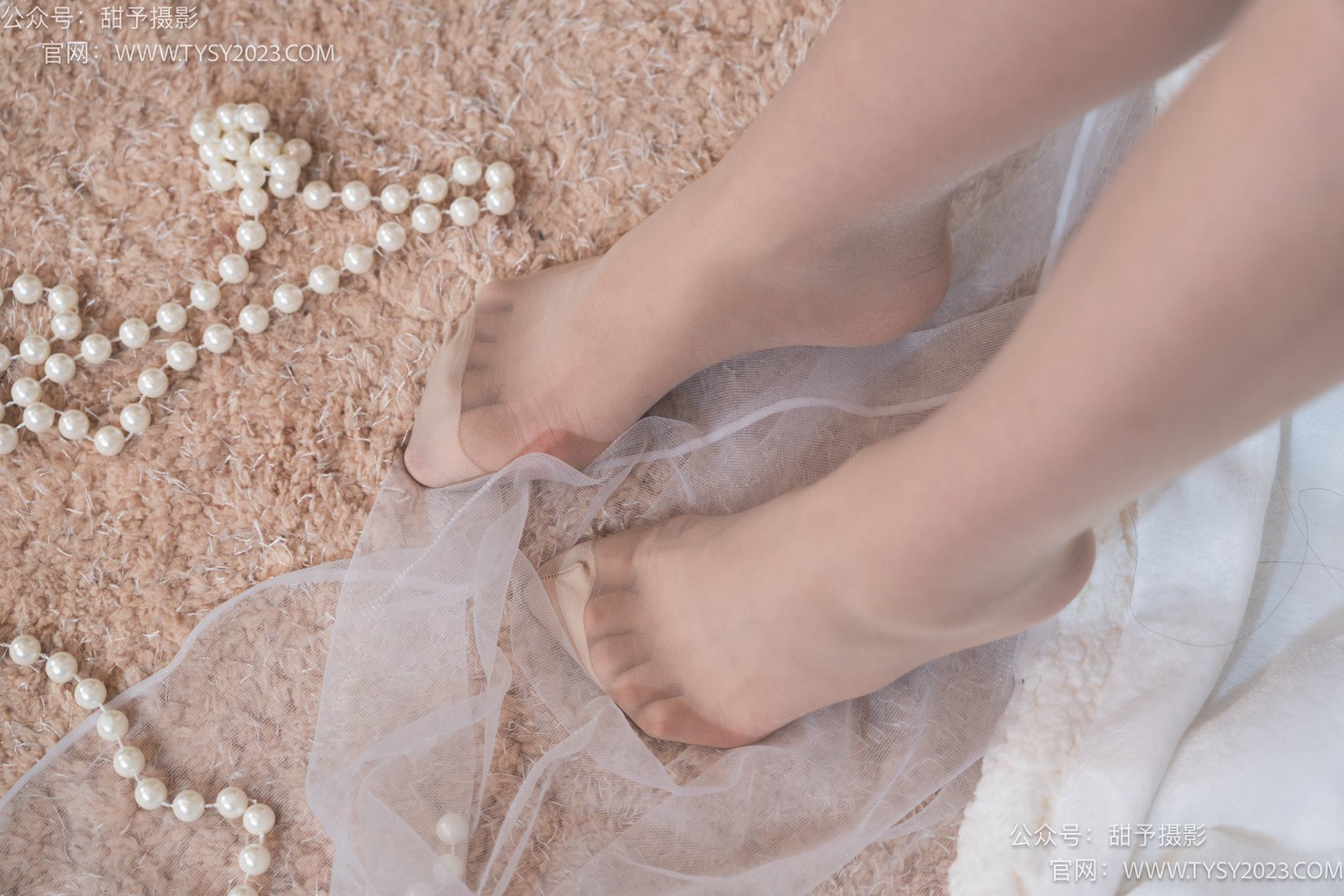 图片[99]-甜予摄影 NO.006 鱼鱼-高跟鞋、白棉袜、肉丝[124P] – 速更版-美库