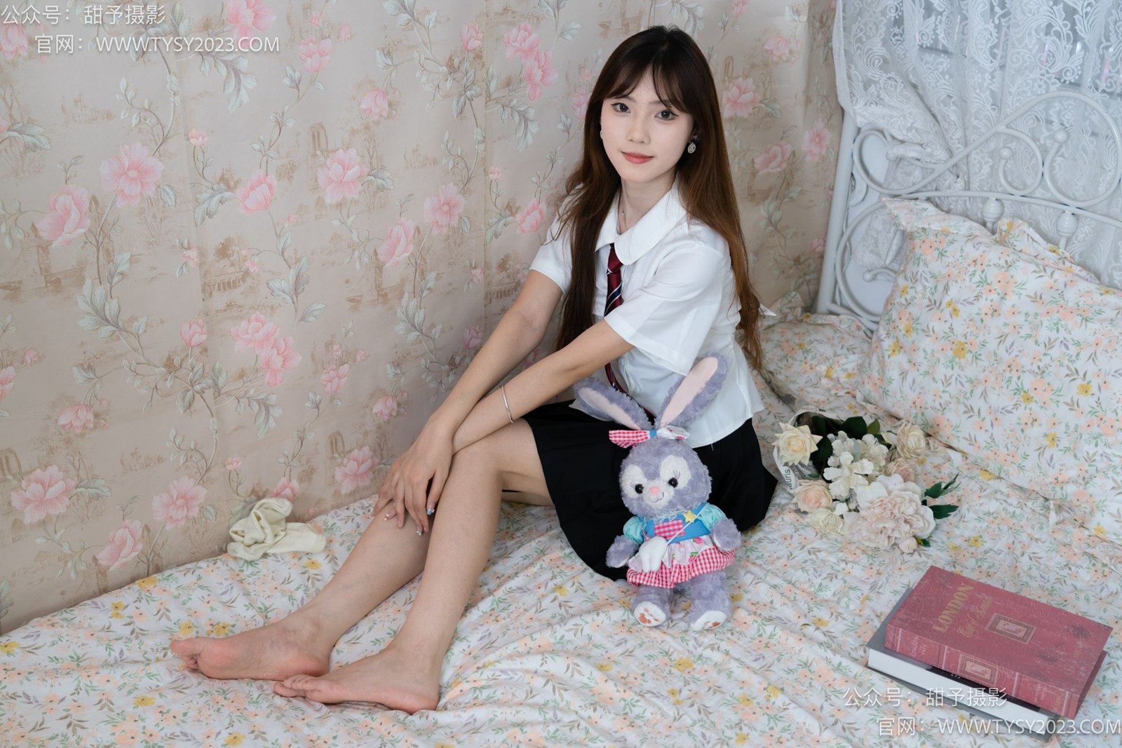 图片[26]-甜予摄影 NO.007 璇璇-板鞋、白棉袜、裸足[120P] – 速更版-美库