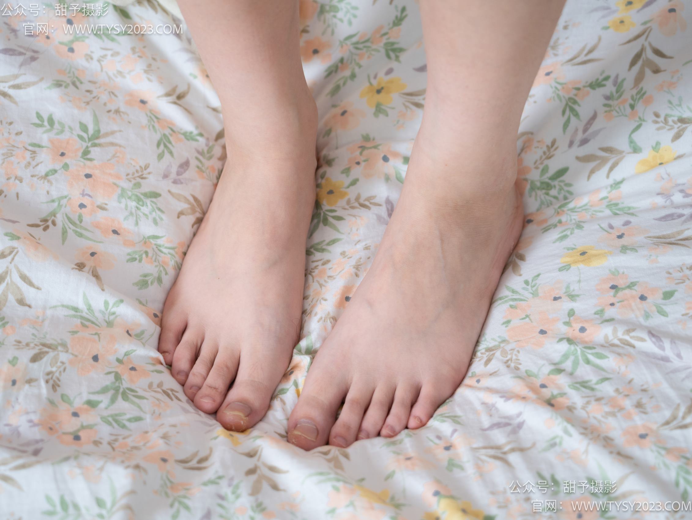 图片[63]-甜予摄影 NO.007 璇璇-板鞋、白棉袜、裸足[120P] – 速更版-美库