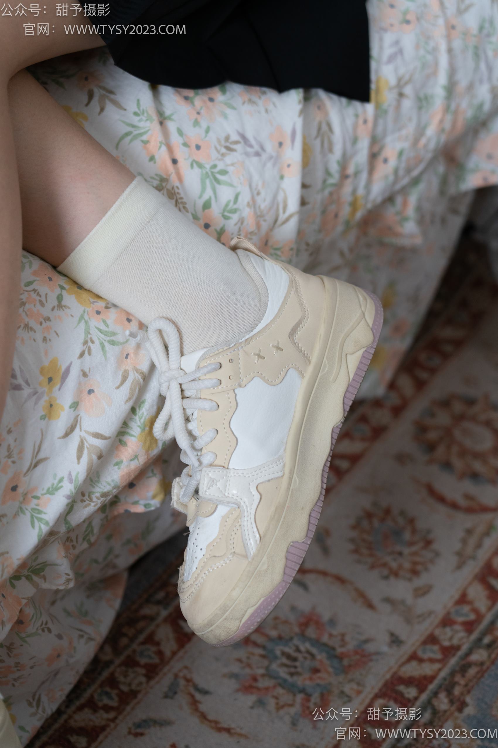 图片[76]-甜予摄影 NO.007 璇璇-板鞋、白棉袜、裸足[120P] – 速更版-美库